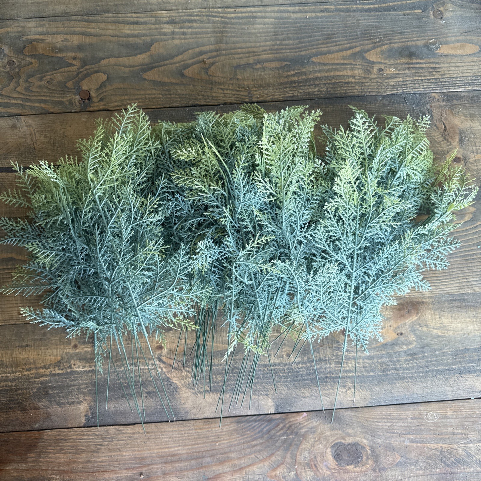 47 PCS Artificial Pine/Cedar Greenery for Crafts, Good-Used Condition