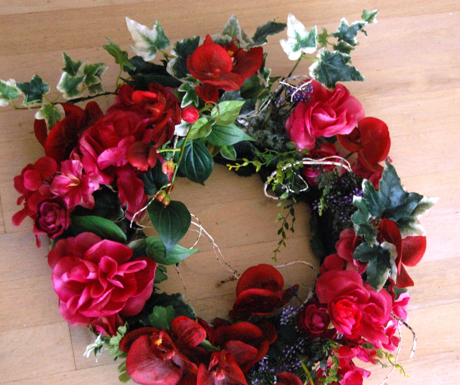 “Raspberry Red” Orchids & Roses Silk Floral Wreath – JaNice Botanicals