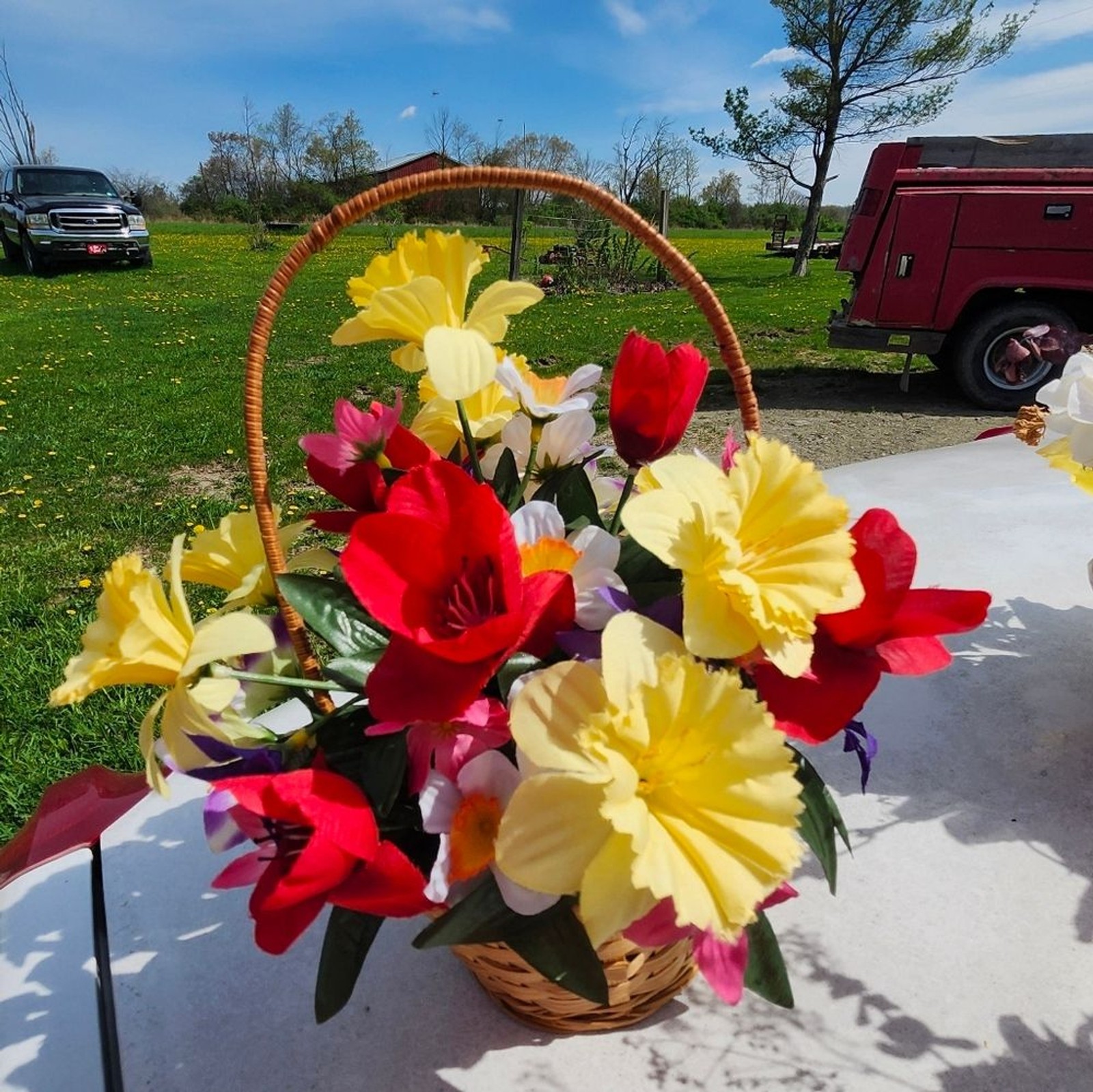 Hand Crafted Floral Table Centerpiece Fall Spring Daffodil Basket