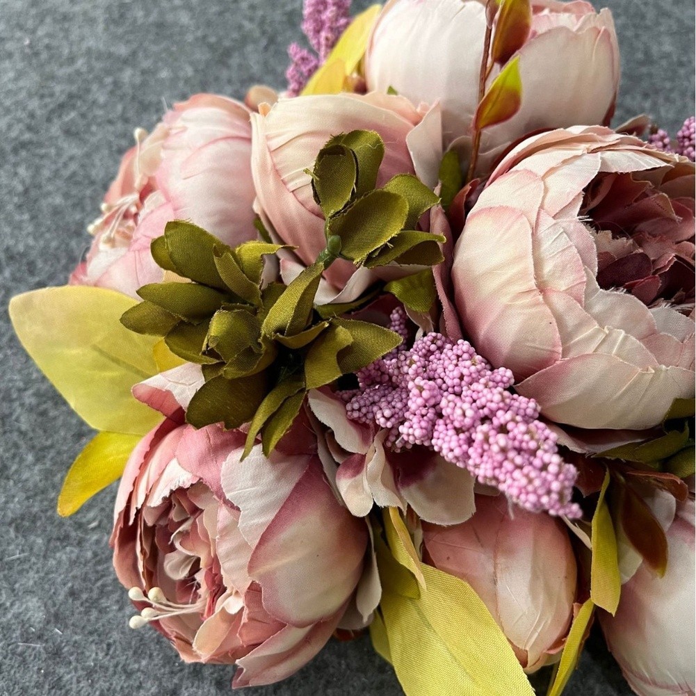 Artificial Flower Set with Full Peony Bloom for Indoor Decoration White