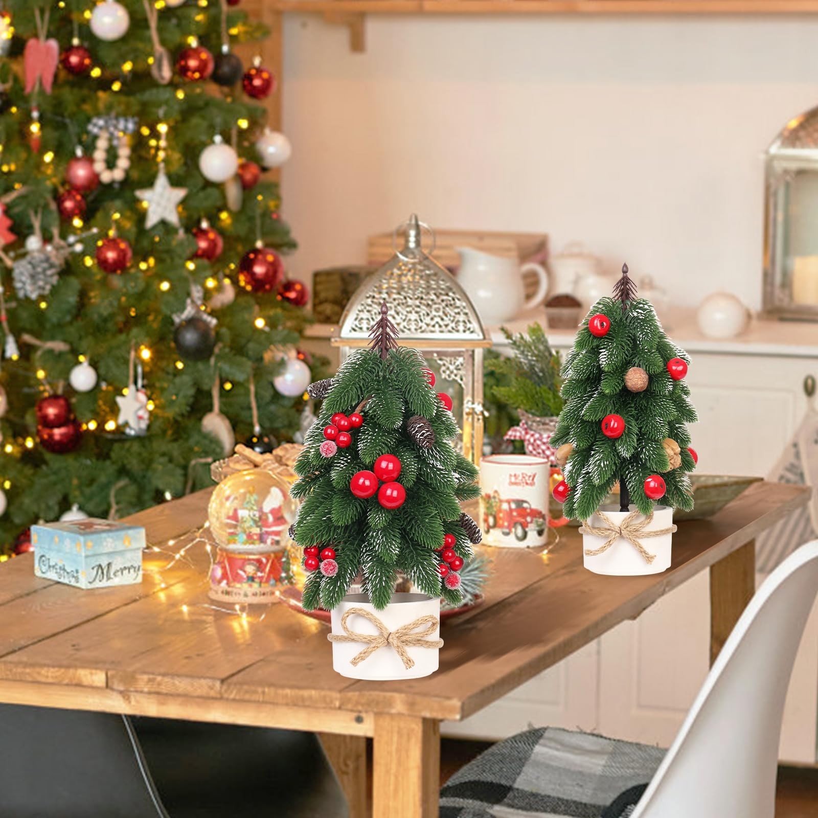 2 PCS Small Christmas Tree Artificial Red Berry Pinecone Mini Tabletop Decor