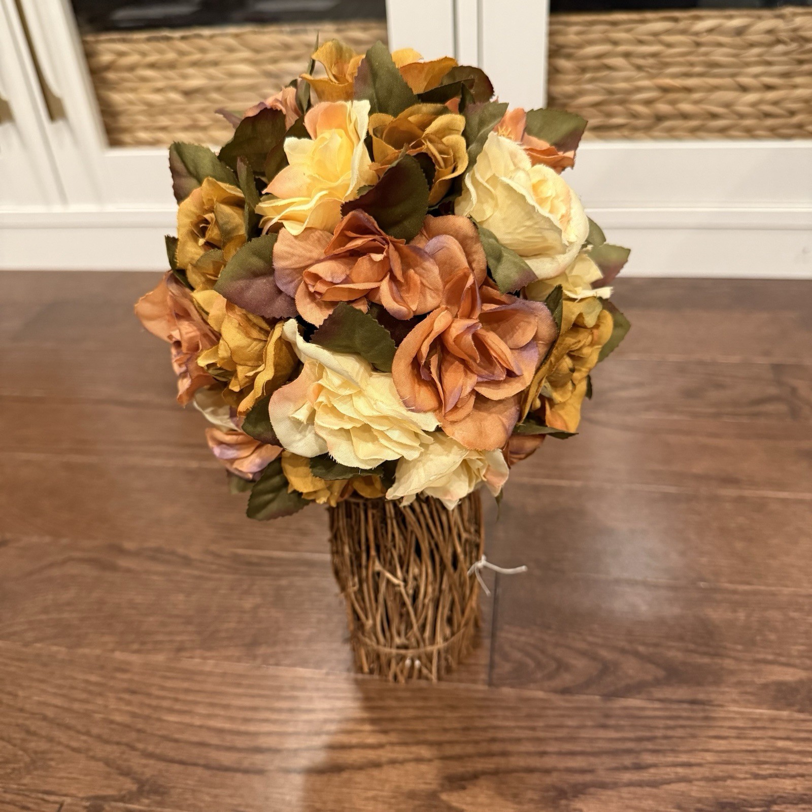 Flower & Straw Twig Standing Artificial Bouquet Of Roses Home Decor- Tan, Brown