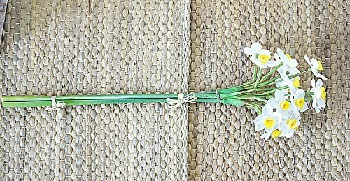 2 Bunches Latex Artificial Daffodils Bulbs Flowers Bouquet White