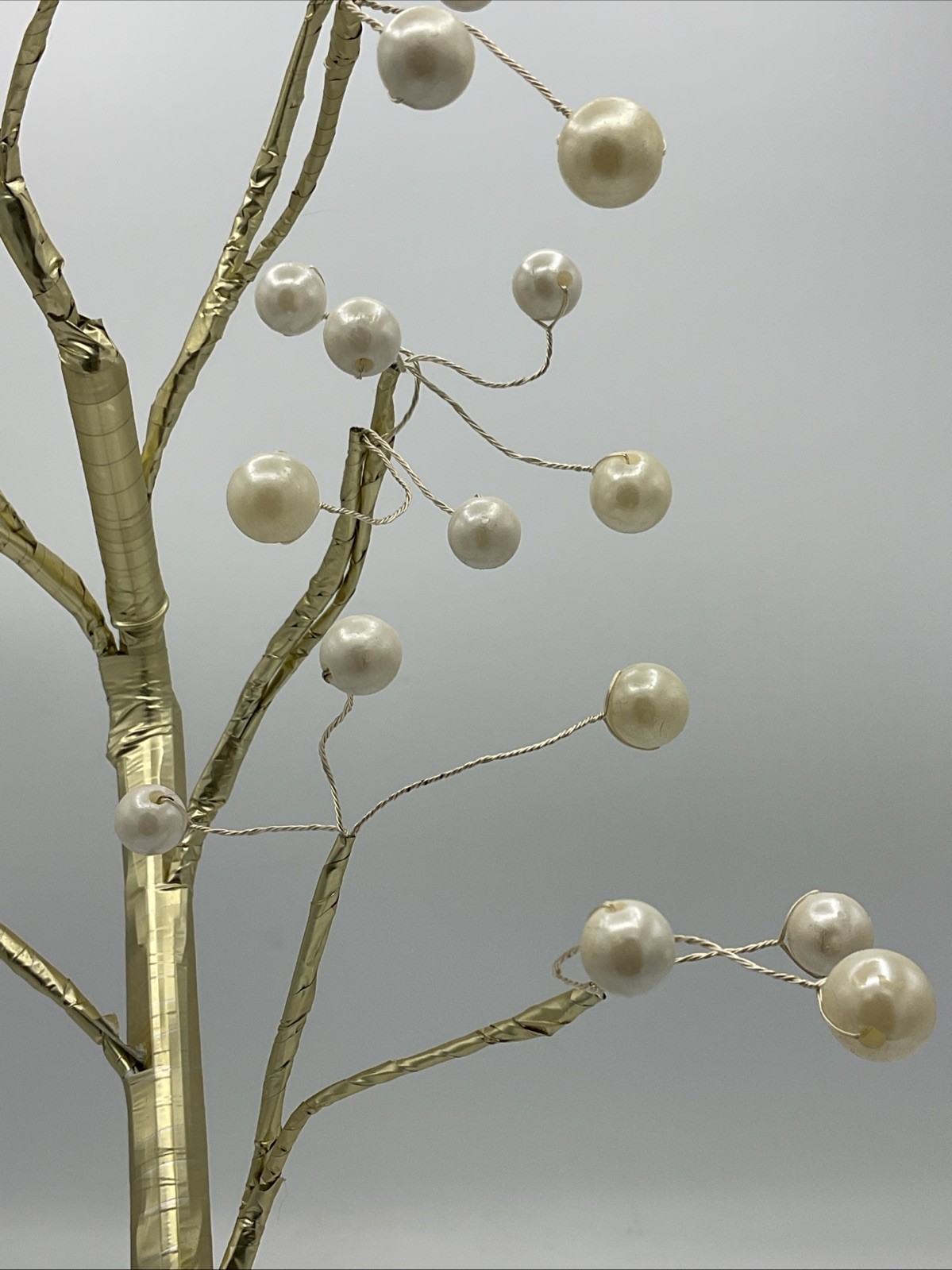 Bonsai Tabletop LED Lighted Tree- Bendable Golden Branches USB/Battery Operated