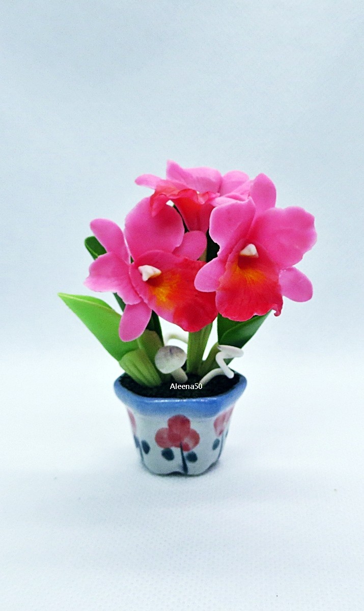 US Stock 3″H Hand-Clay-Crafted Artificial Mini Ruffled Cattleya Orchid-Potted