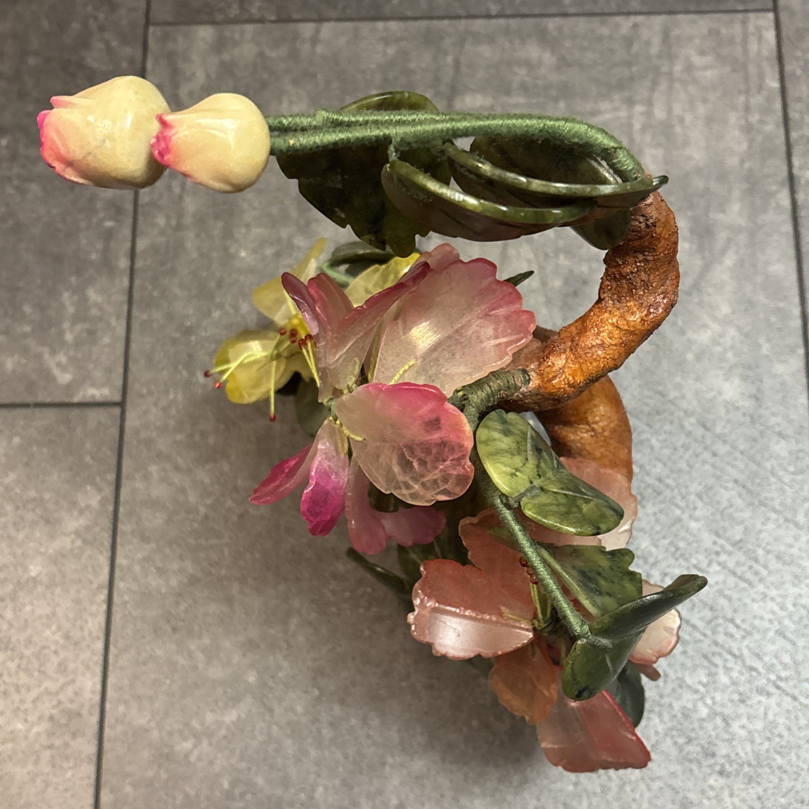 1 pc of handcrafted Jade and glass flower Bonsai small Peony Flower Basket