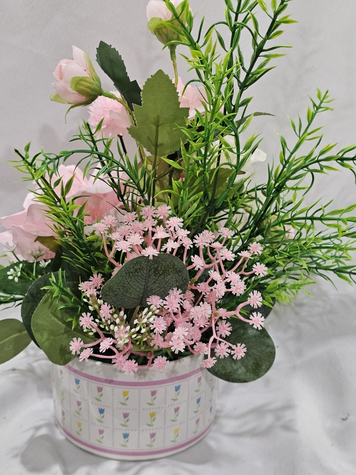 Artificial Flower Arrangement Soft Pink Roses in a beautiful pink & White vase