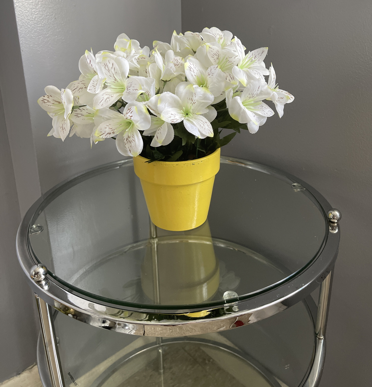 Beautiful White,brown, Yellow,Mixed Colors Faux Flowers In Yellow Pot.