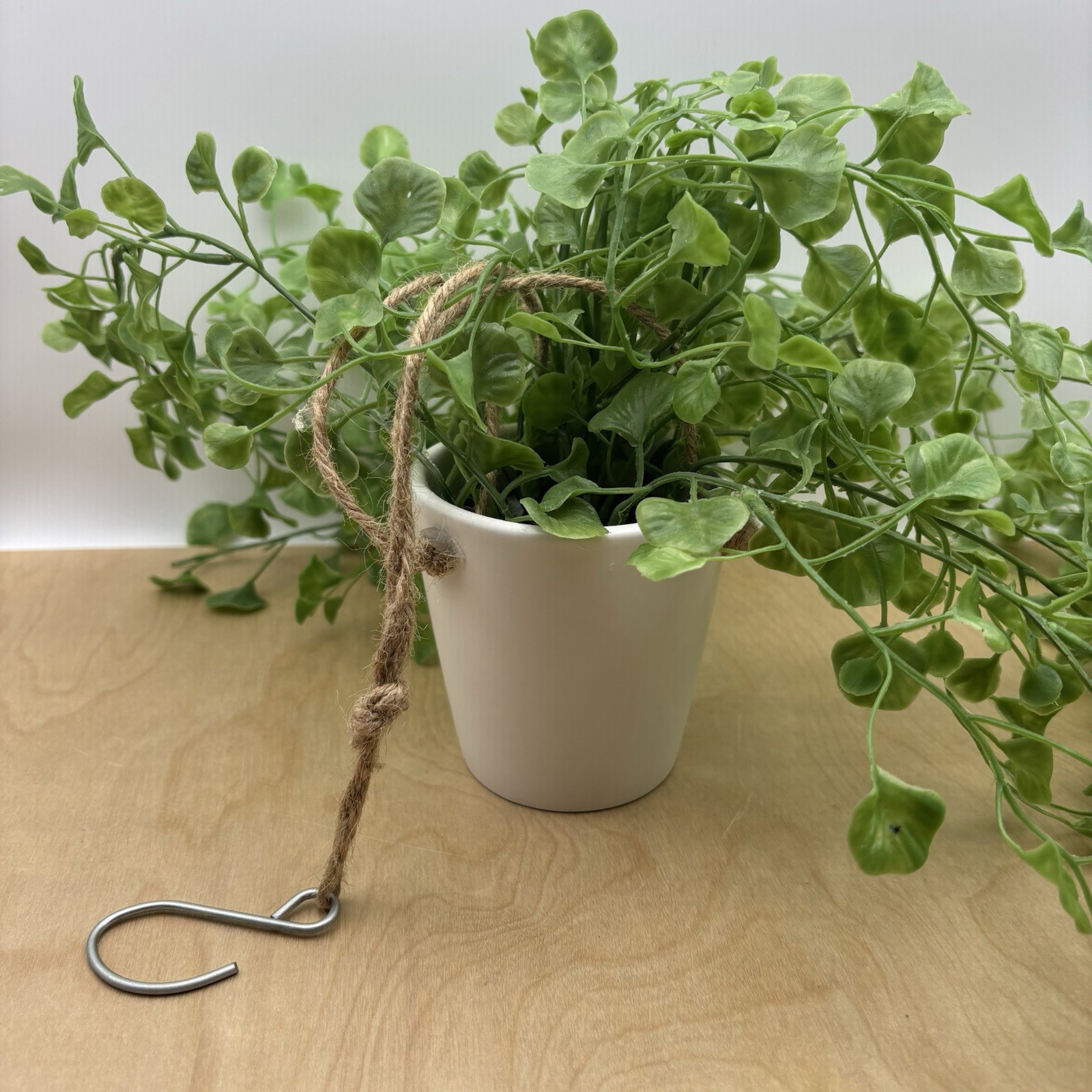 Hanging Plant Artificial Hanging Plant Indoor Outdoor 3-1/2 White Ceramic Pot