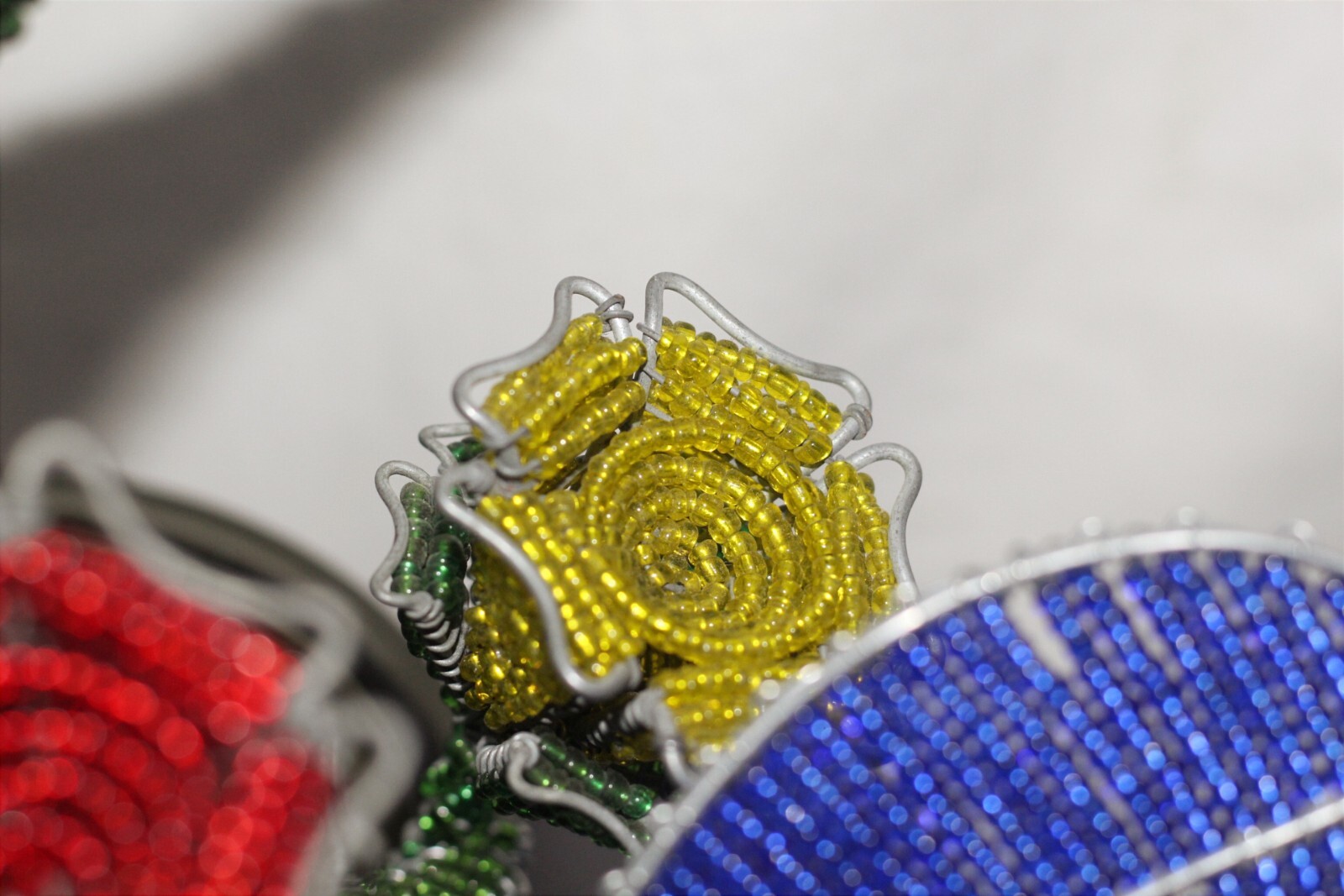 7 Beaded Flowers by Job Guwhe. Roses, Lillies, Sunflower, Daffodil, Strelitzia
