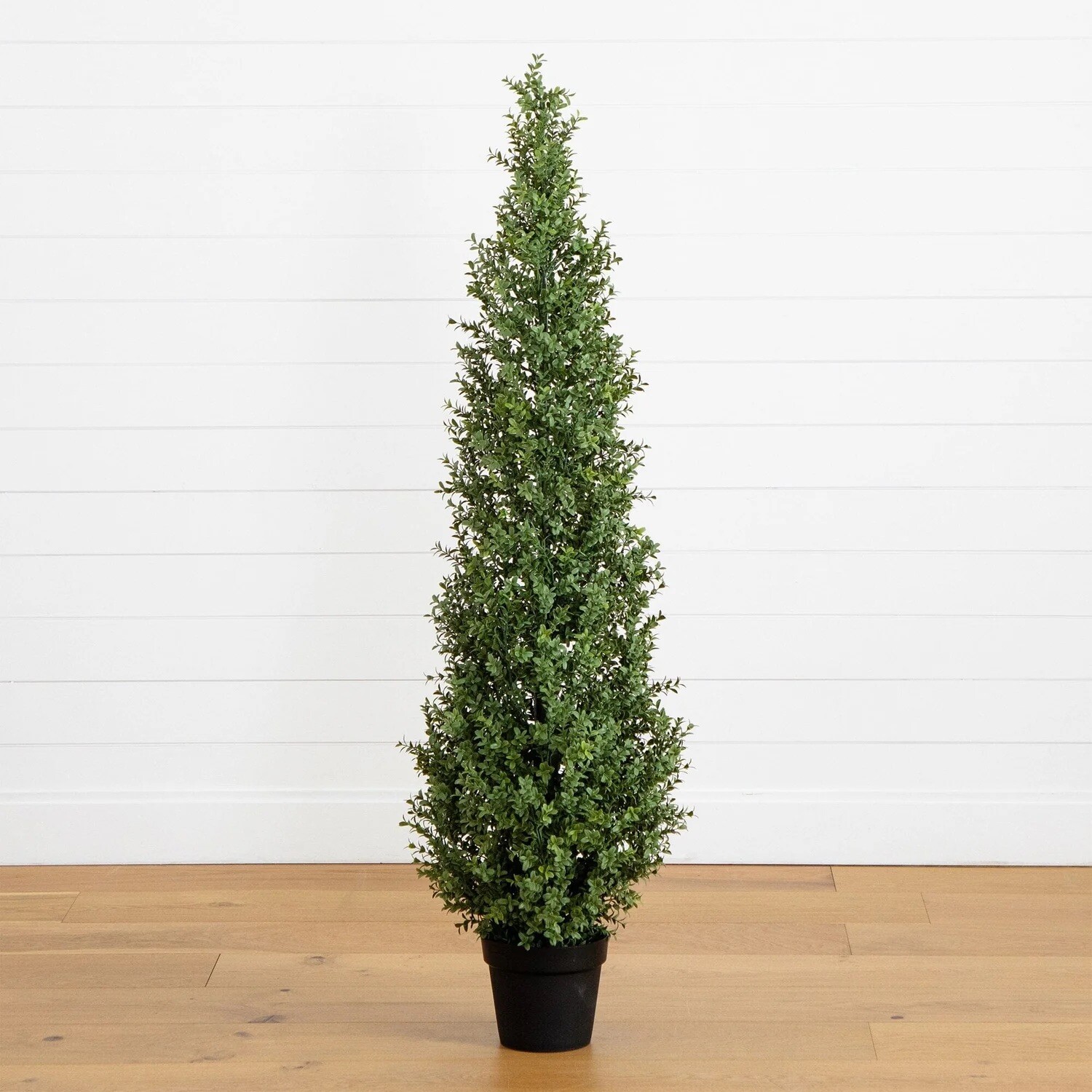 5’ Boxwood UV Resistant Artificial Topiary Tree (Indoor/Outdoor). Retail 114