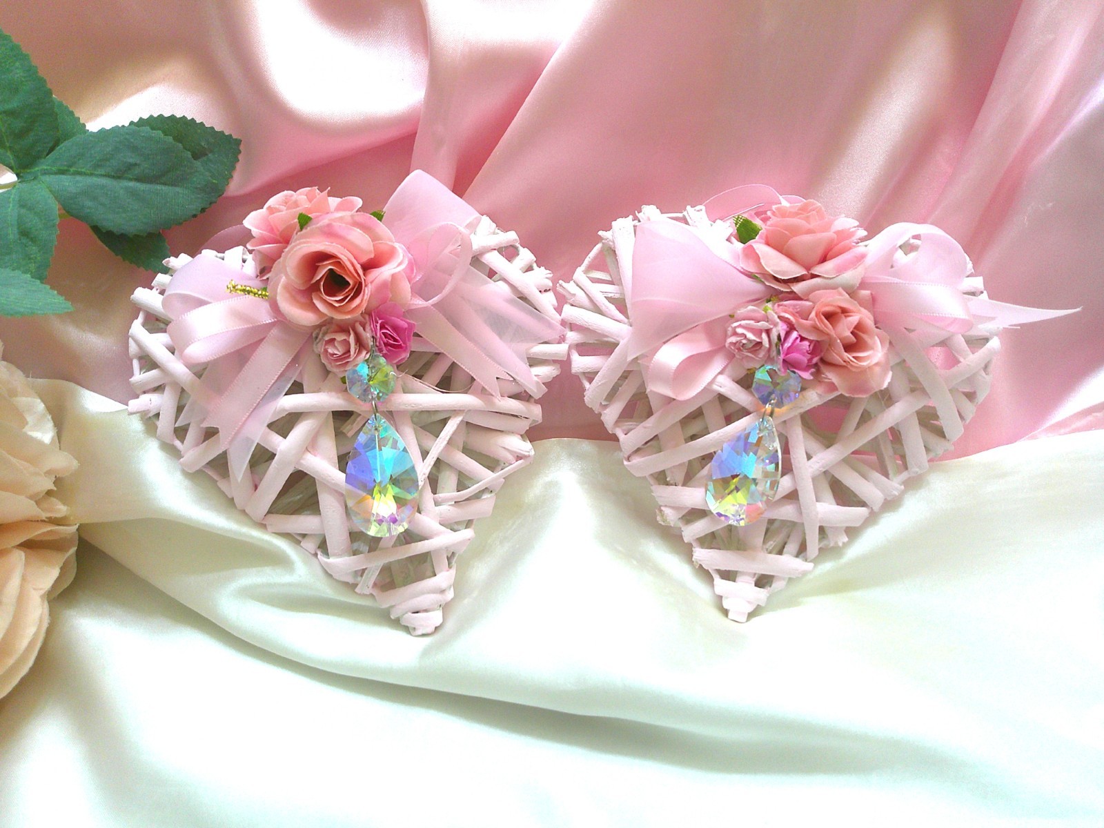 Shabby Chic Victorian~2 PC Heart Decor~Bamboo Hearts w/ Roses /Crystal Prisms