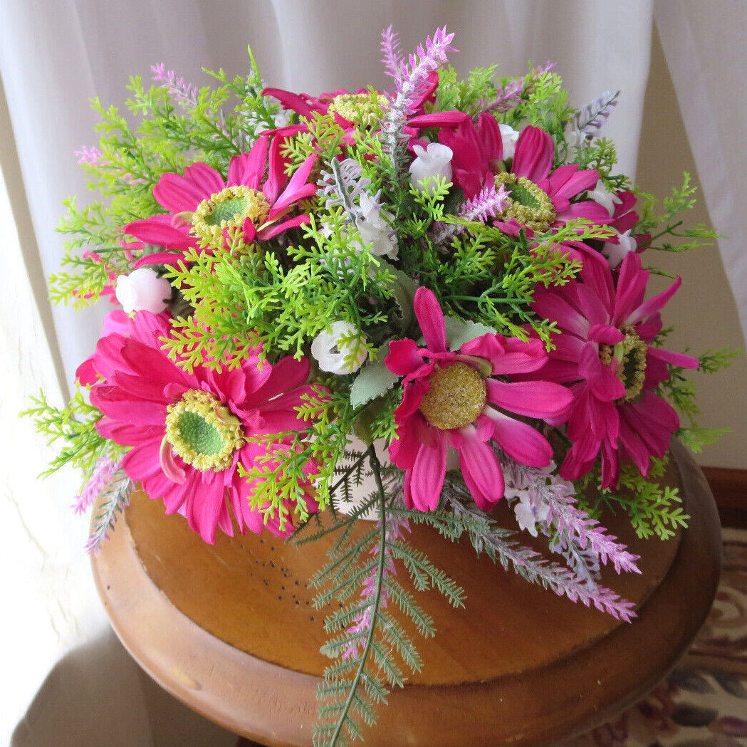BEAUTIFUL FLORAL ARRANGEMENT ARTIFICIAL SILK/PLASTIC FLOWERS 8″x 9″ NEW