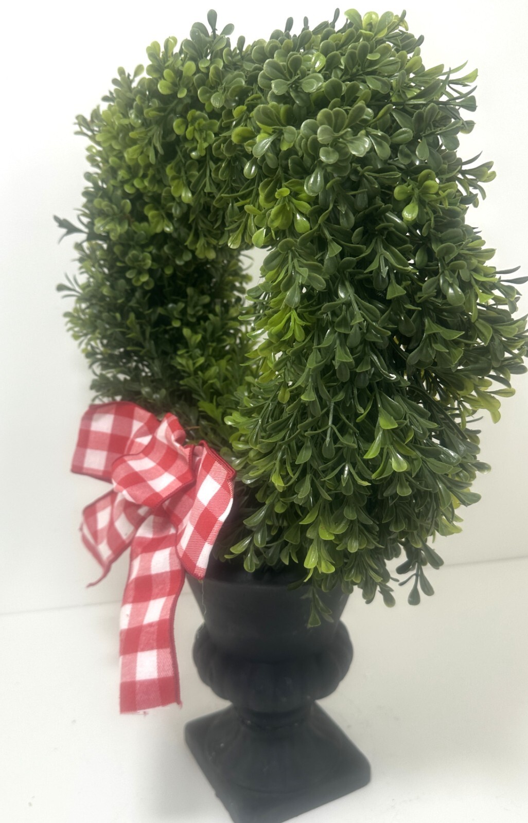 21″ Boxwood Wreath in Urn with Ribbon by Valerie H231923 Repaired