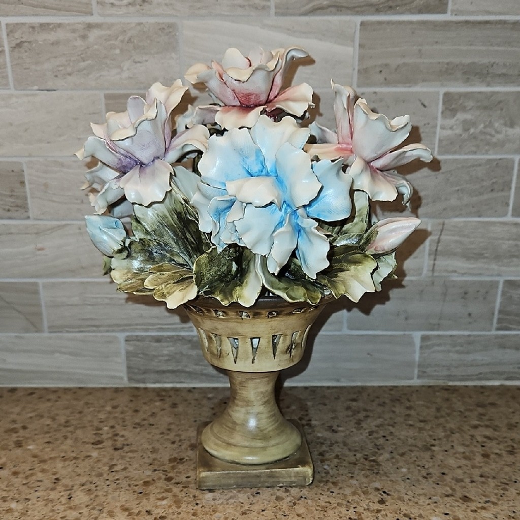 Italy Capodimonte Urn Flowers Centerpiece Vintage Large