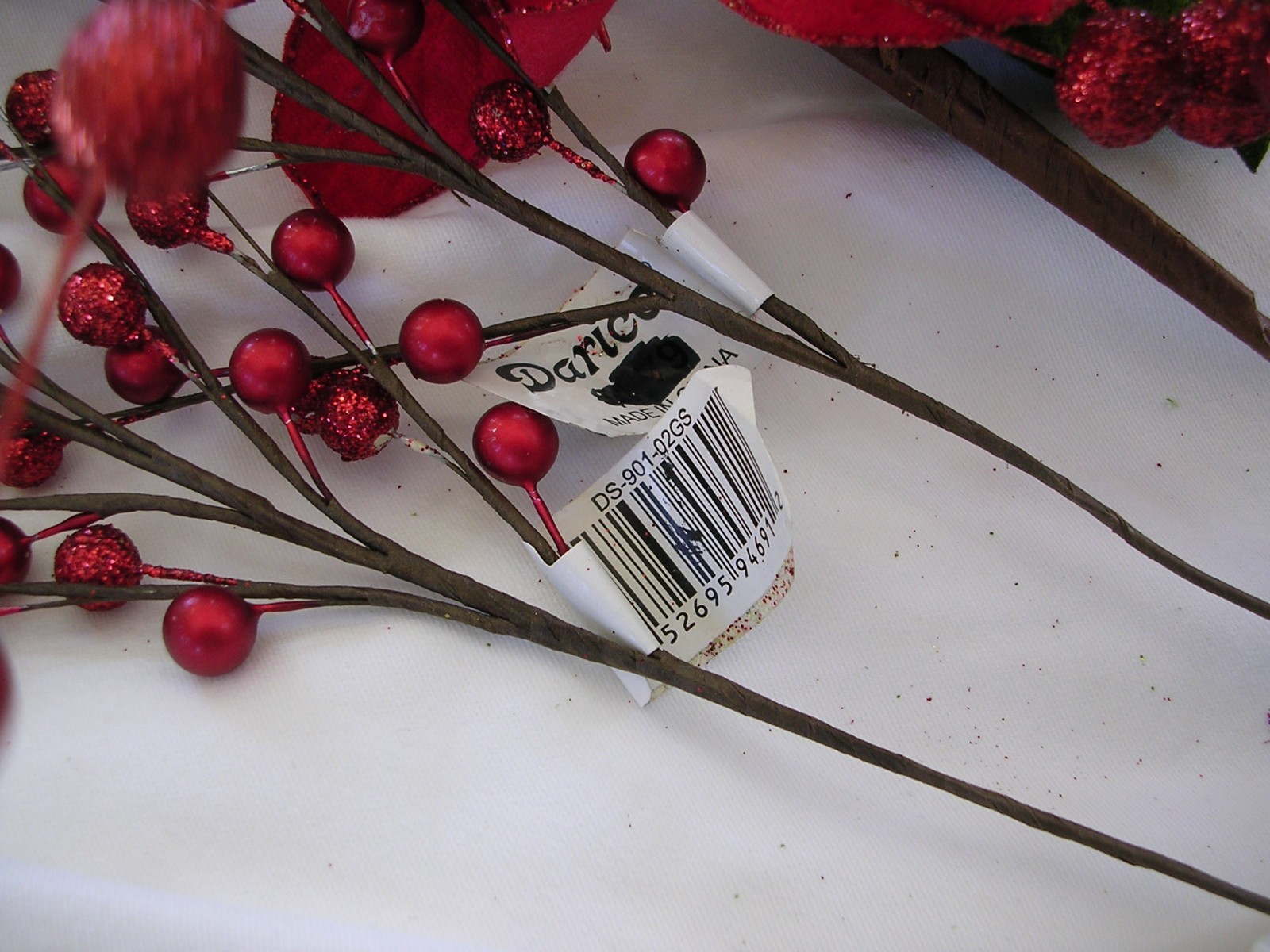 #G Lot of 5 Glitter Poinsettia & Berry Christmas Decoration FLORAL STEMS