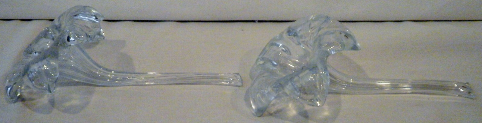 7-1/4” Glass Lily Flower Decoration – Set of 2