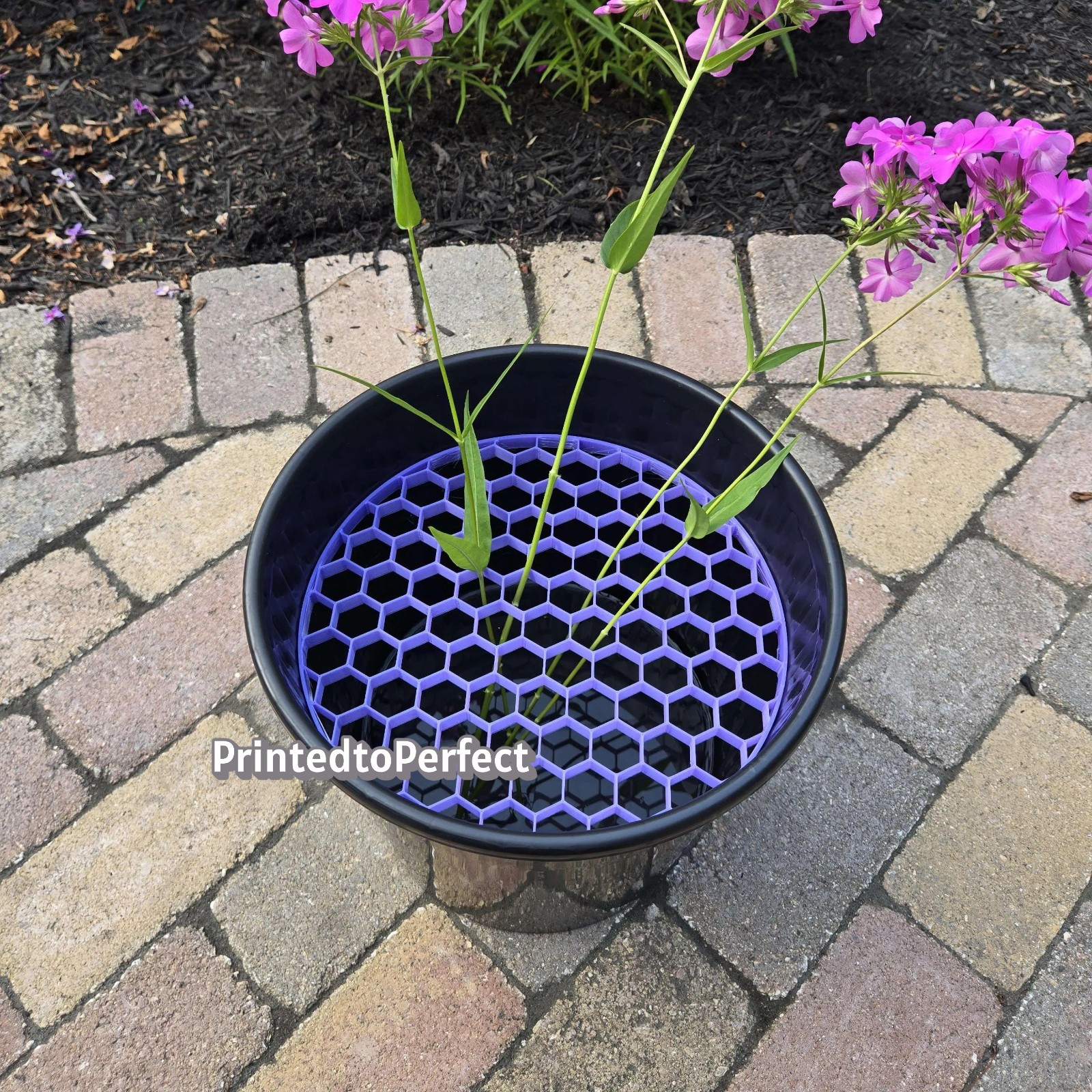 flower bucket grid for harvesting and transporting