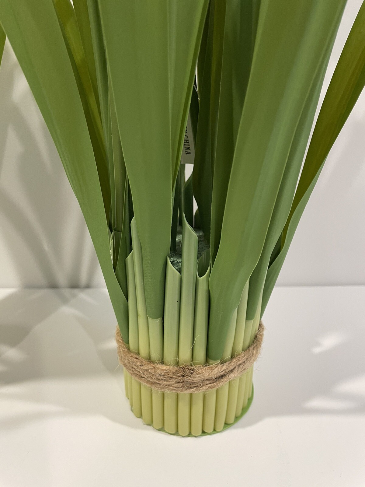 Valerie Parr Hill Daffodil Bundles – Large 15” Yellow Set of 2 NEW
