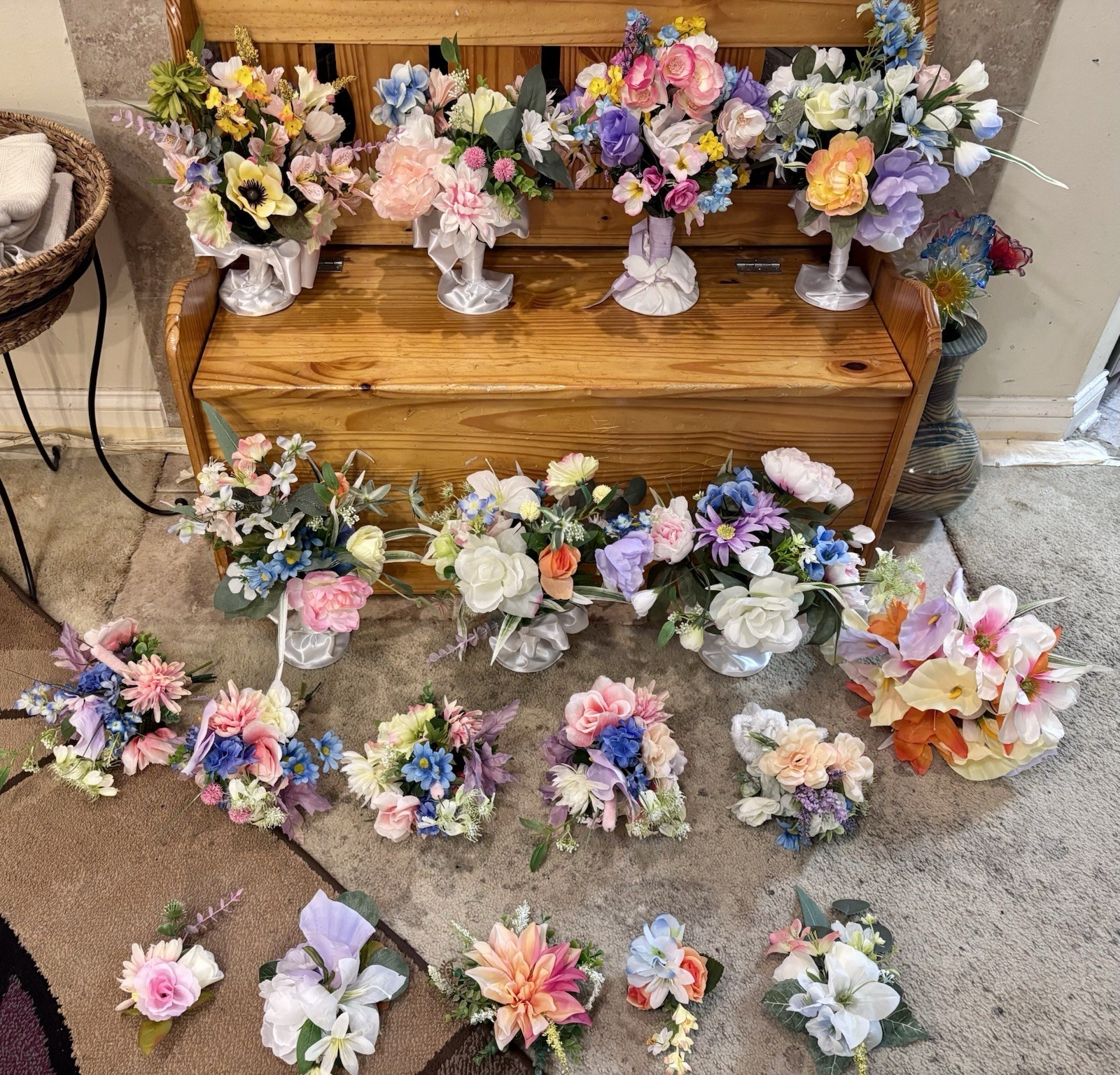Huge Lot Handmade Floral Decor Home Party Shower bouquets Corsages Wildflowers