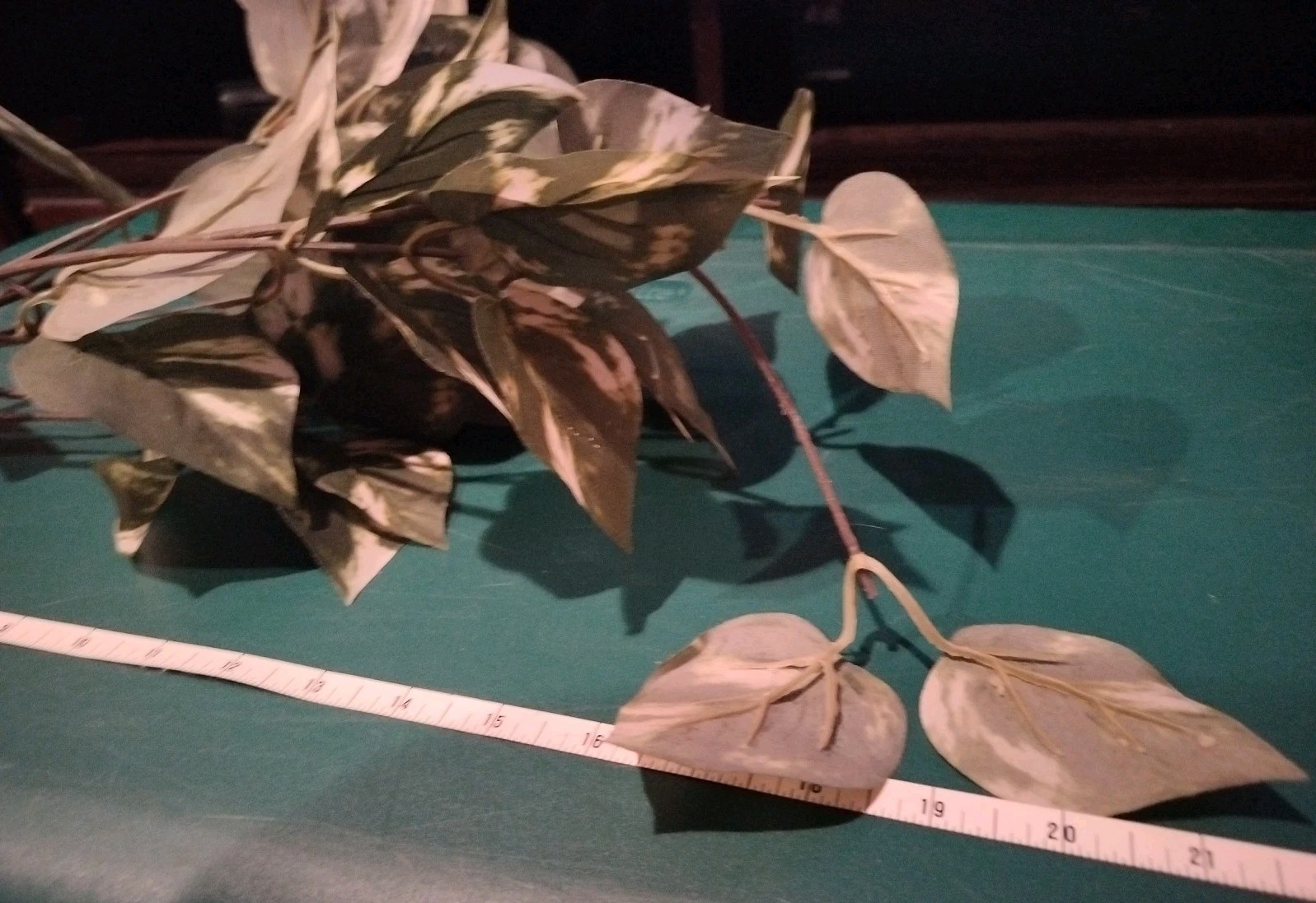 Ashland Artificial Golden Pothos plant green/white marbled leaves hanging stems