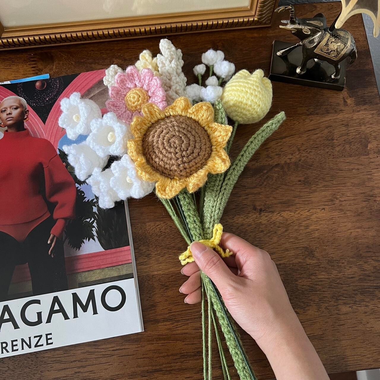 Handmade Crochet Knitted Lavender Daisy Tulip Sunflower Bell Flower Bouquet