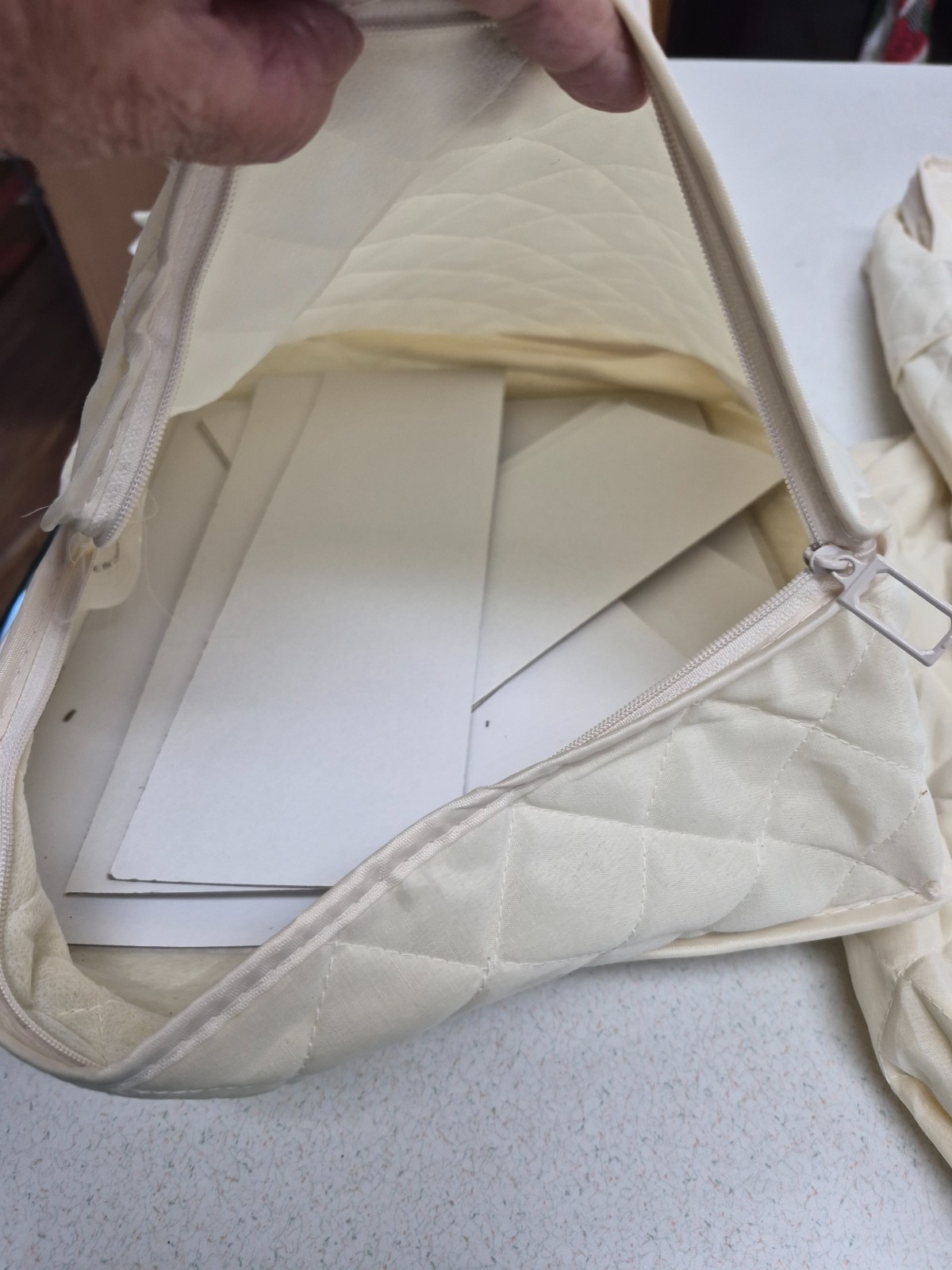 8 China Storage Bags Assorted Sizes Quilted Glasses Long Plate Protectors