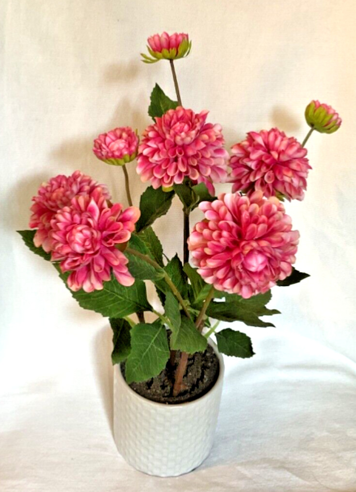FLORAL ARRANGEMENT PINK FLOWERS WHITE CERAMIC POT 16.5 INCHES TALL NEW