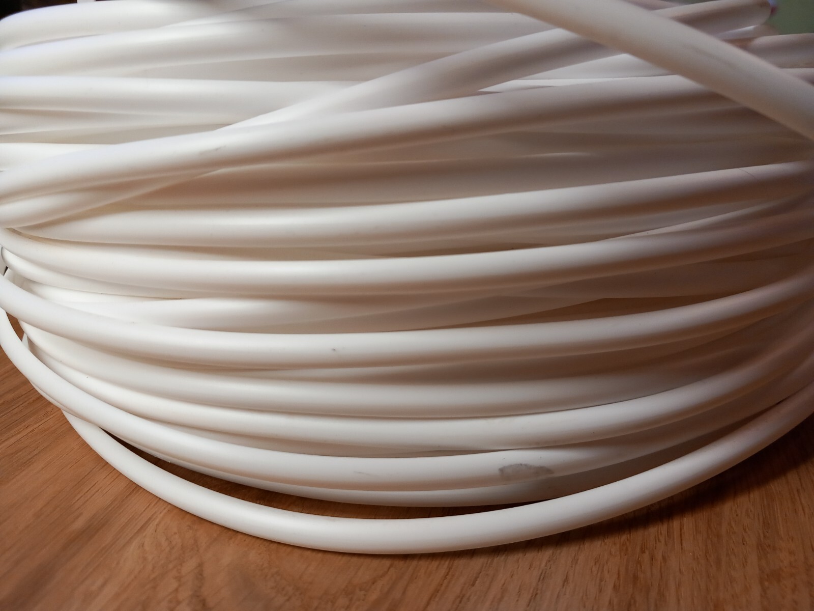 Plastic Vine – Synthetic Rattan Half-Tube, Plastic Rattan, Synthetic Vine, Plast