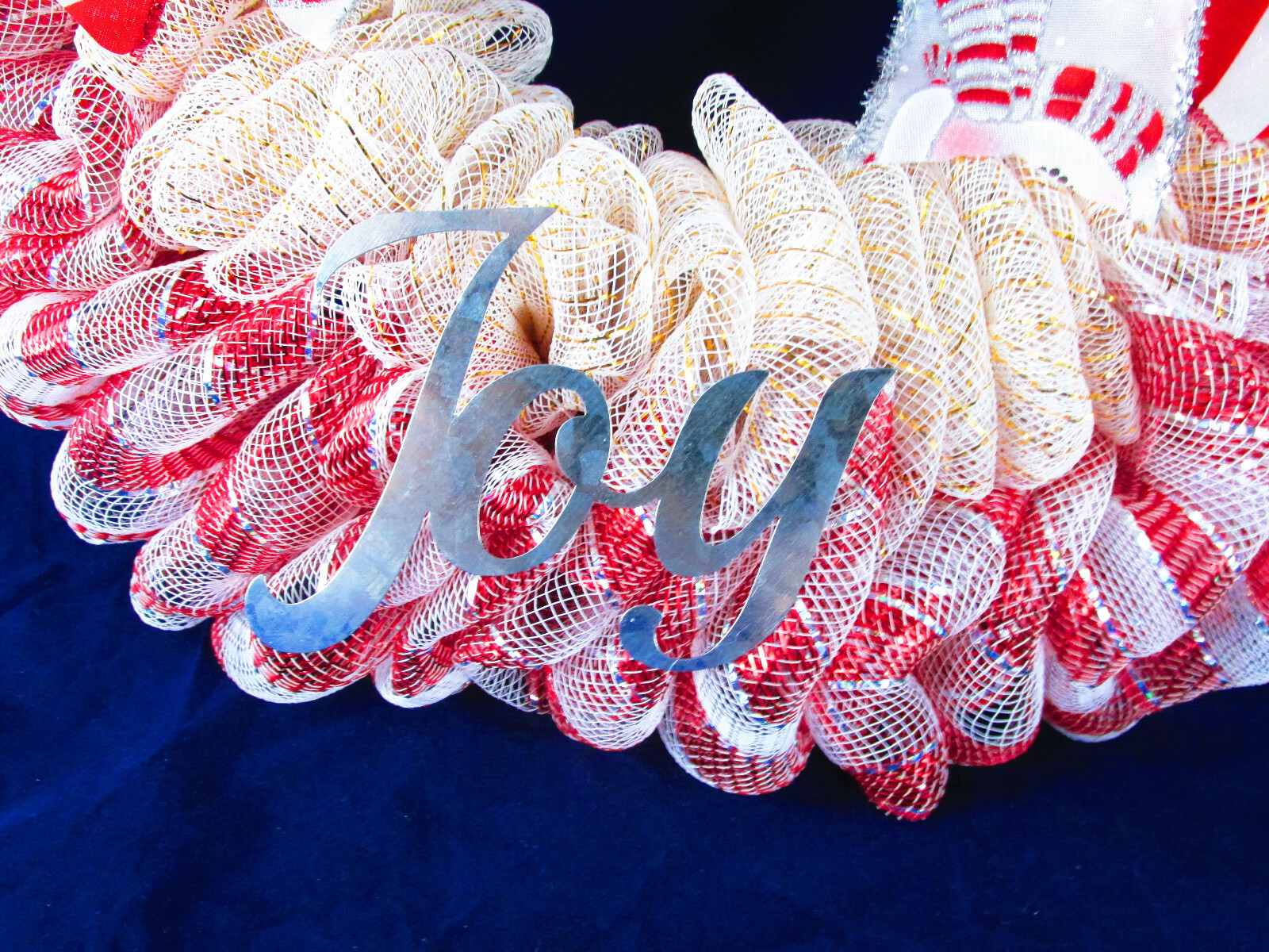 Red and White Poof Deco Mesh Christmas Ribbon Wreath