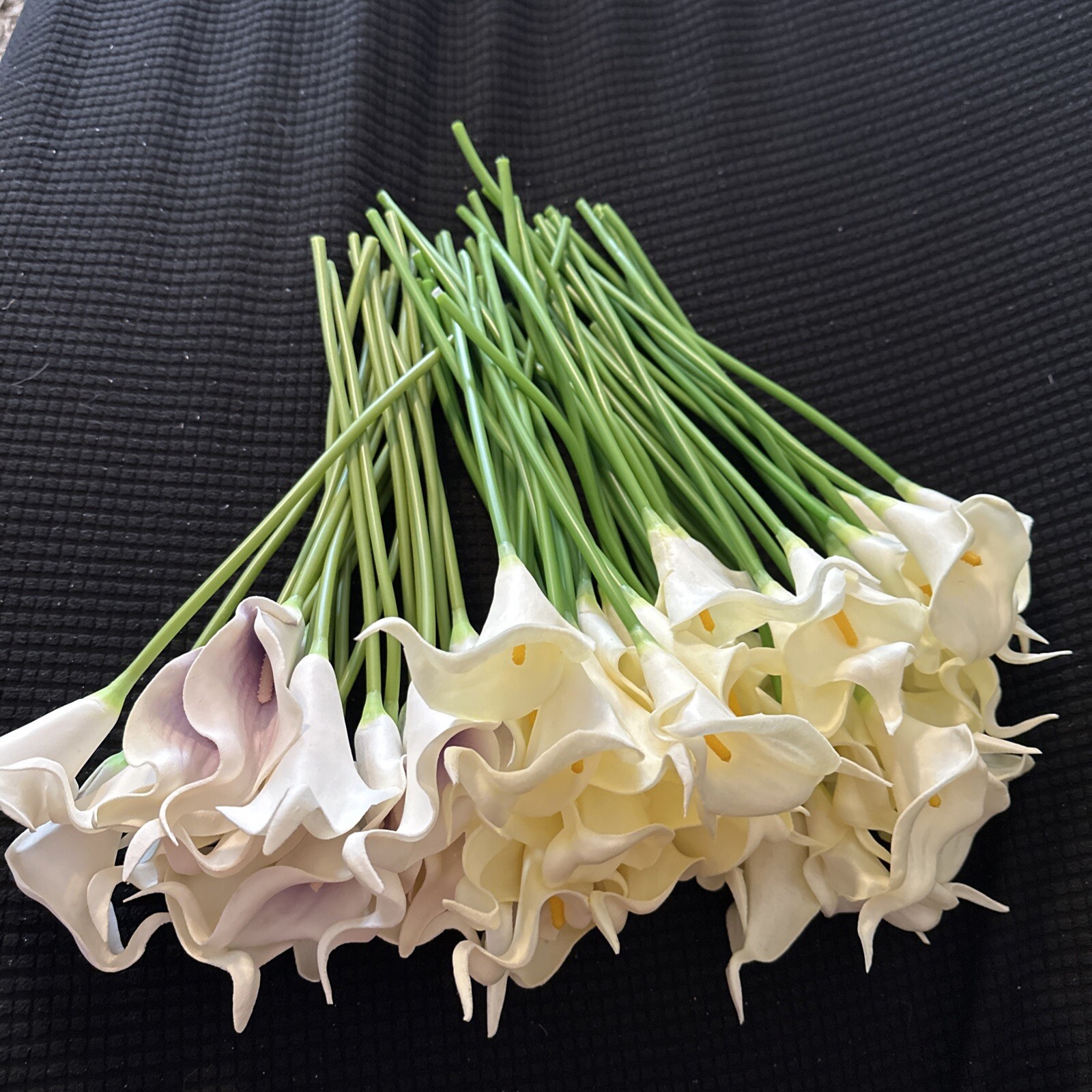 Lilly Stems Bundle Home Decor Prop DIY White And Purple Lot Of 70 13inch Long