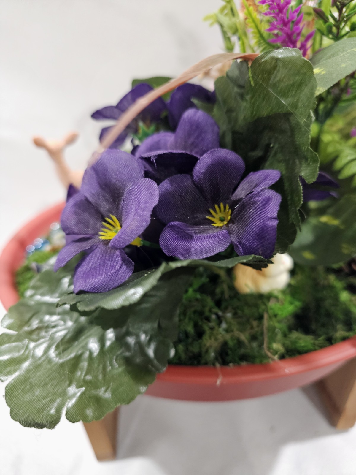 Dish Garden Artificial Flowers Arrangement THE DEER FAMILY Woods lake & more