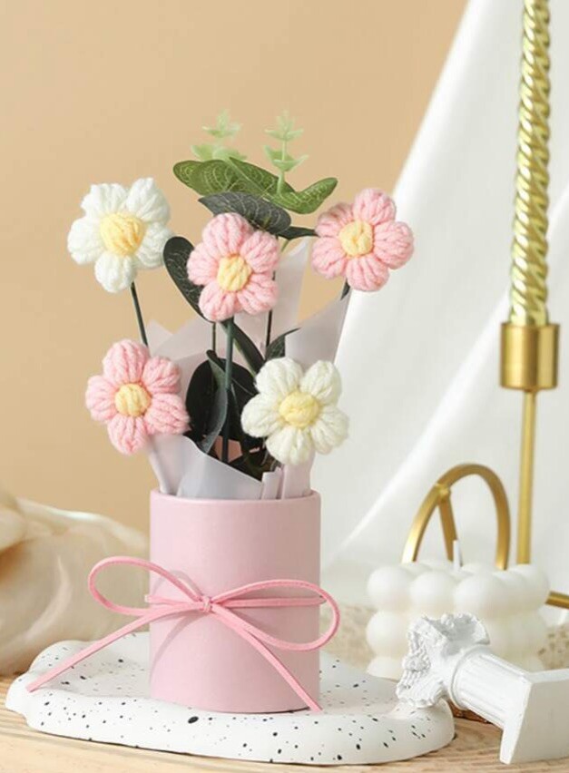 1 Set Handmade Knitted Yarn Artificial Flower Bouquet, Fabric & Knitted
