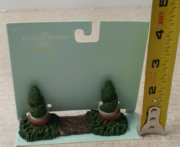 The Bloom Room Littles Topiary Walkway *Fairy/Gnome Garden Decor 2″x4″ Resin 