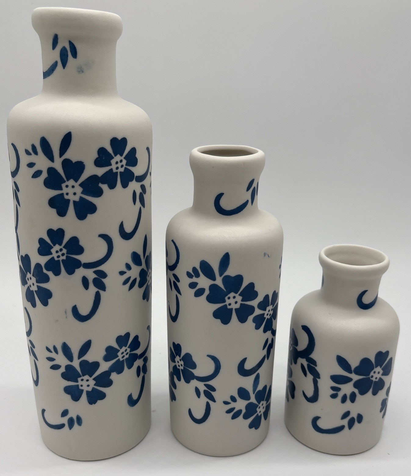 Vase Floral Blue White Ceramic 3pk New 1.5” Mouth 3” Base