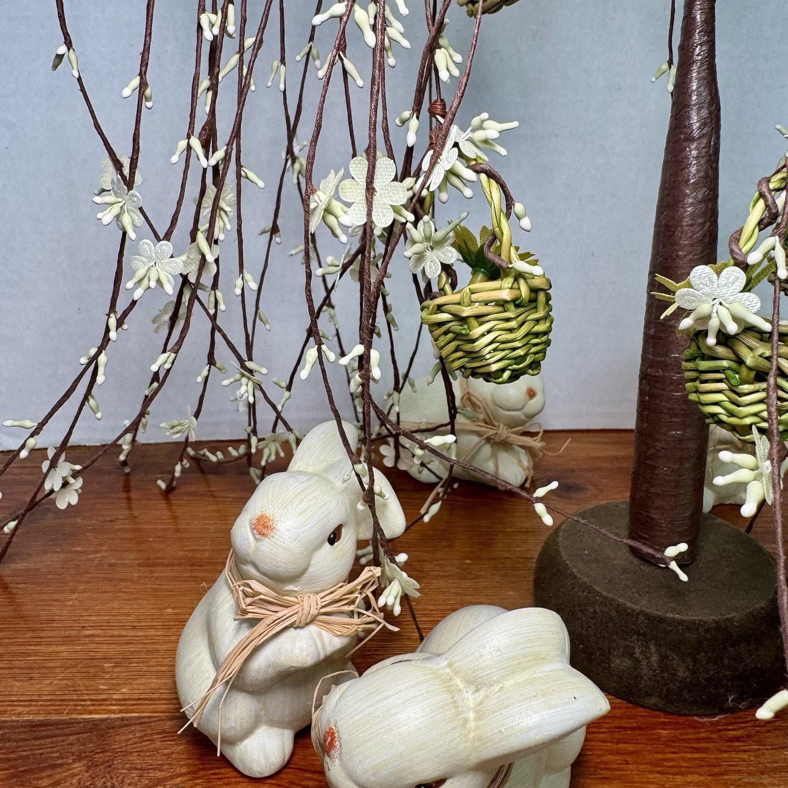 Primitive Spring Pip Berry Willow Tree Woven Flower Baskets 7 Bunnies Vignette