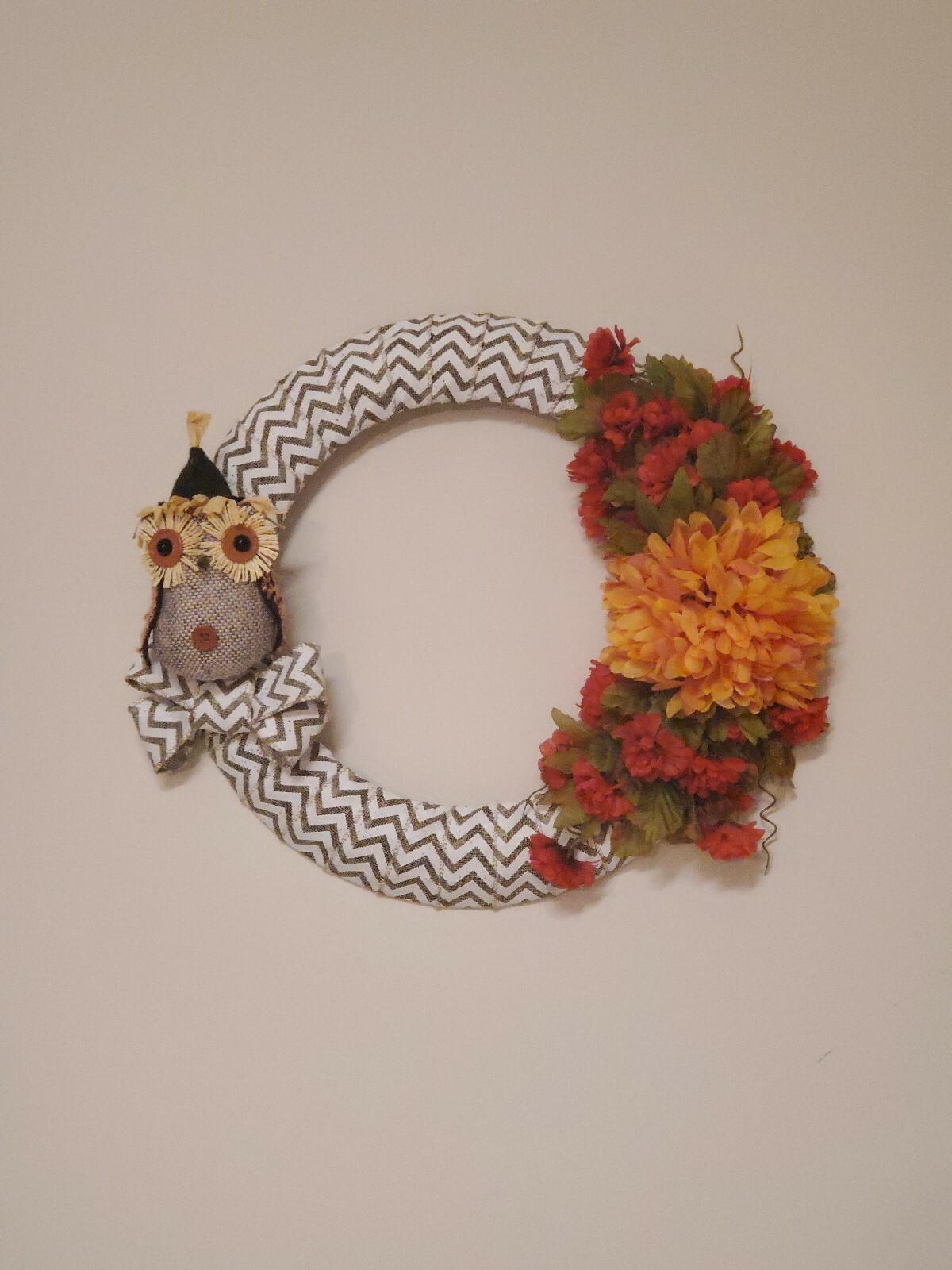 WREATH with OWL red orange mums FLOWERS burlap FALL autumn Decor Front Door 15