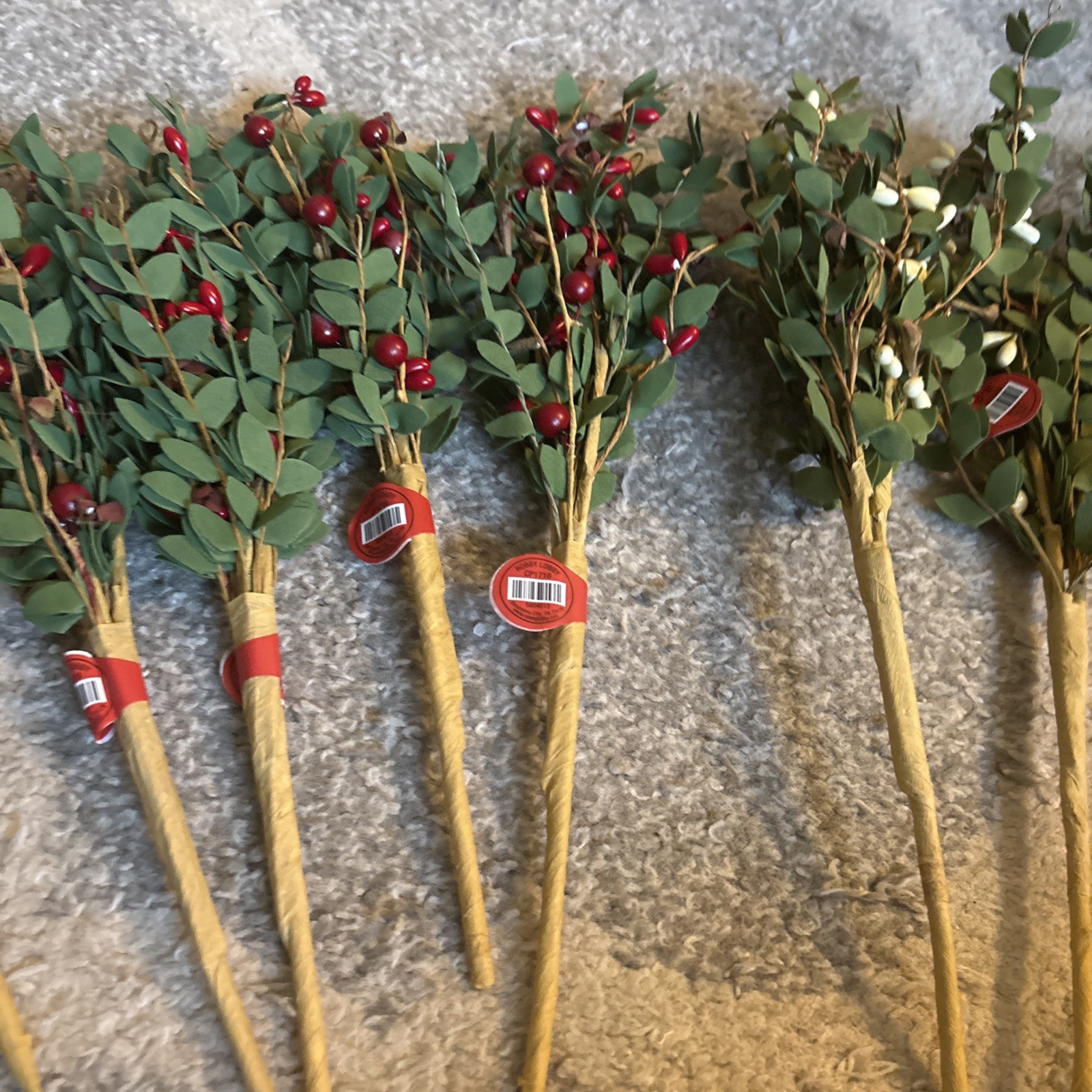 Lot of 8 New with Tags Red & White Berry Floral Picks 2 White & 6 Red 13″ Length
