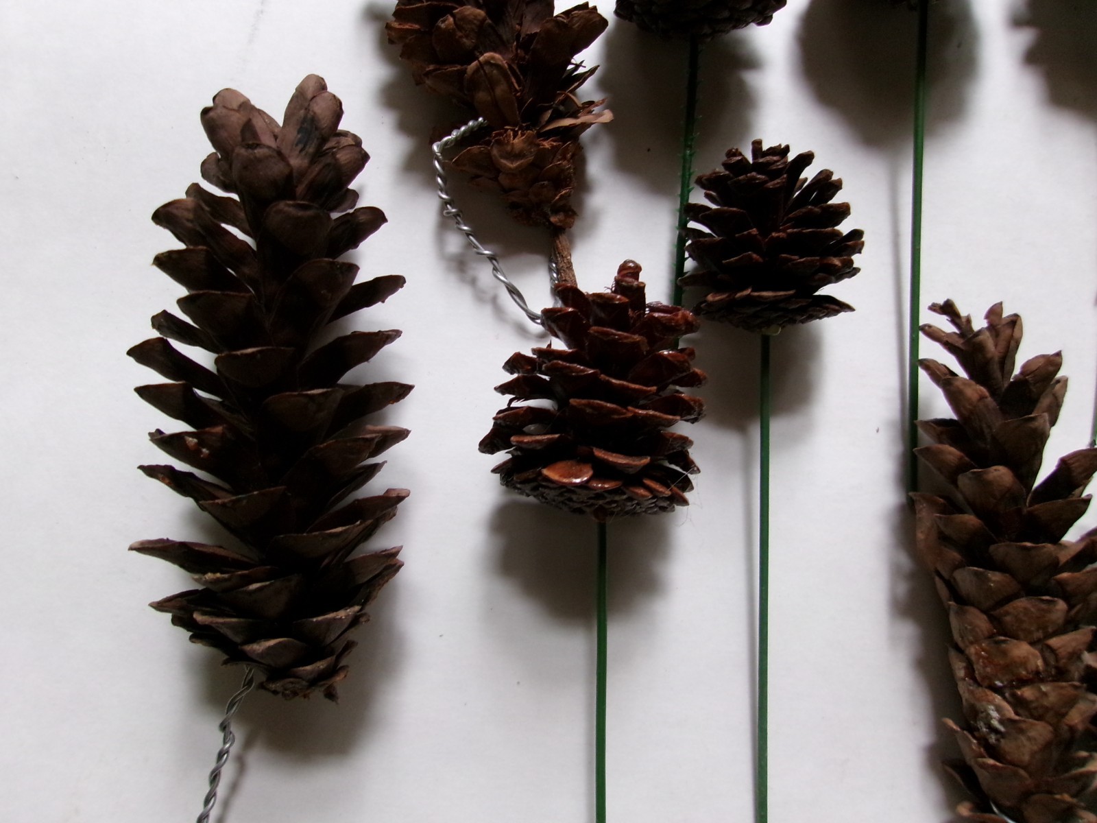 (Lot of 16) Floral Arrangement Picks PINE CONES ASST. SIZES Holiday Wreaths