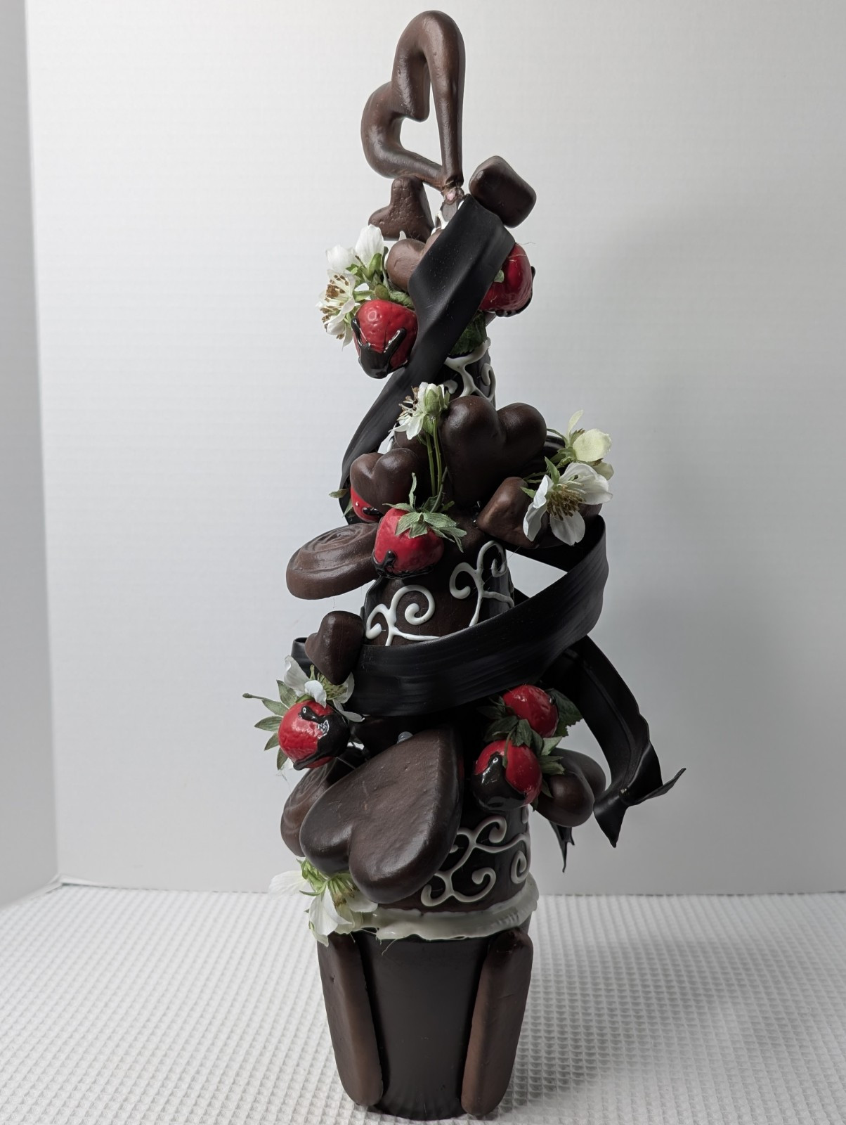 Vintage Chocolate Tree Plant Floral Christmas Holiday Faux Hearts Strawberries