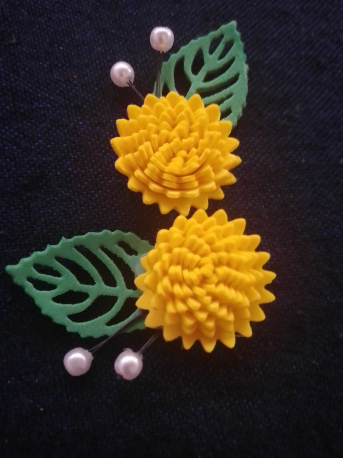 4.5cm artificial WITH LEAVE YELLOW COLOR FLOWERS 10pcs to 100pcs foam flower new