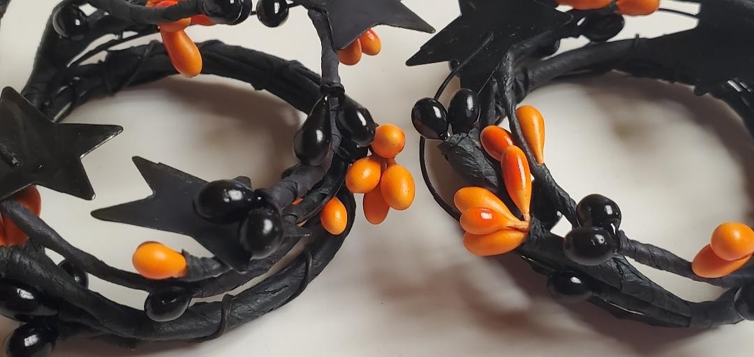 2 Country Primitive Spooky Pip Berry Taper Candle Ring Black and Orange w Stars