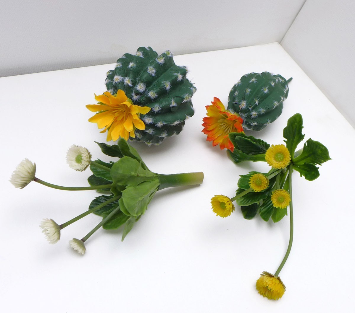 4 Pcs Artificial Plants Flocking Succulents Blooming Flowers Home Decora (#159)