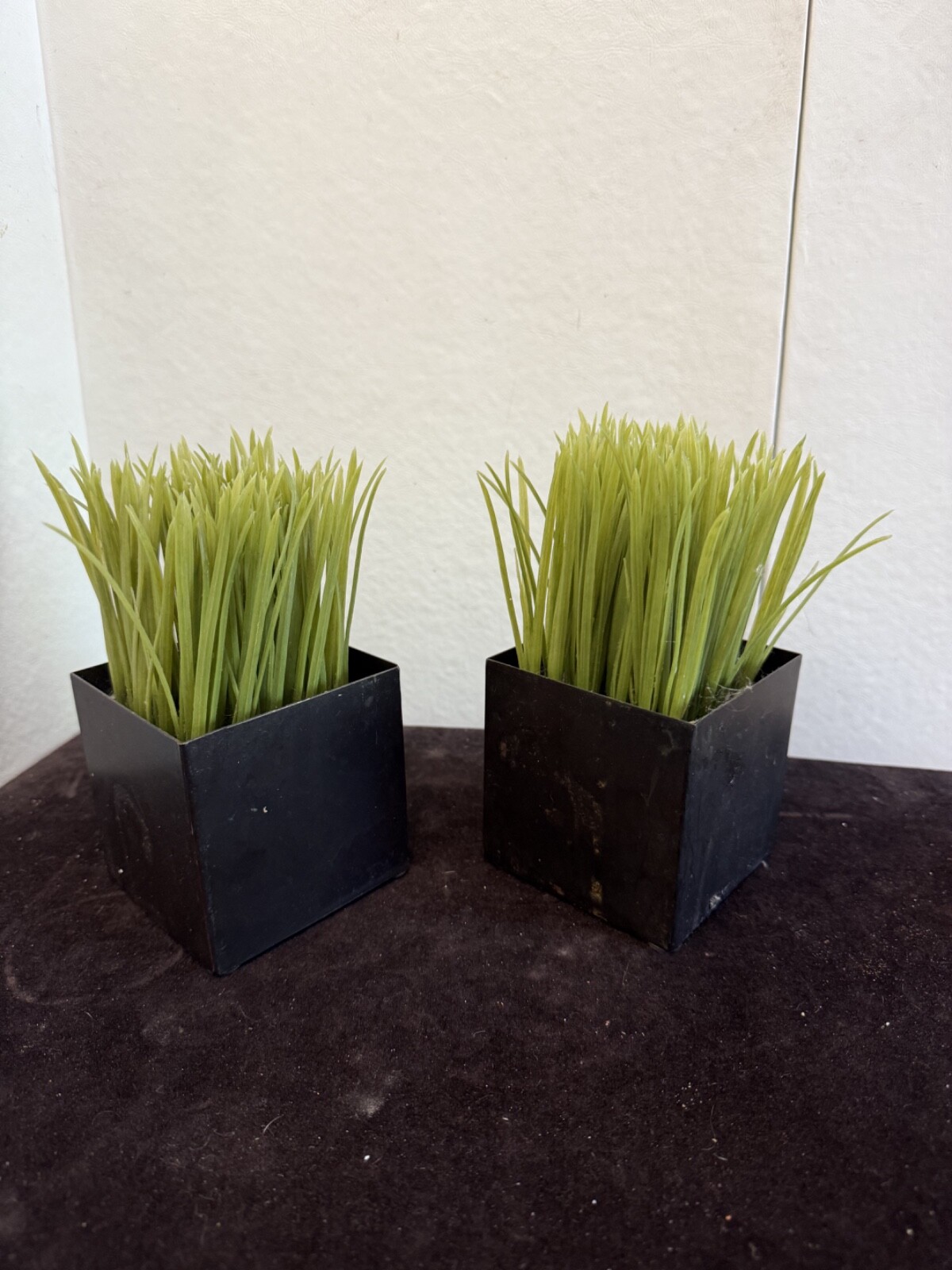 6 1/2 x 3 1/2 Artificial Green Grass Plants Black Metal Cube Planter