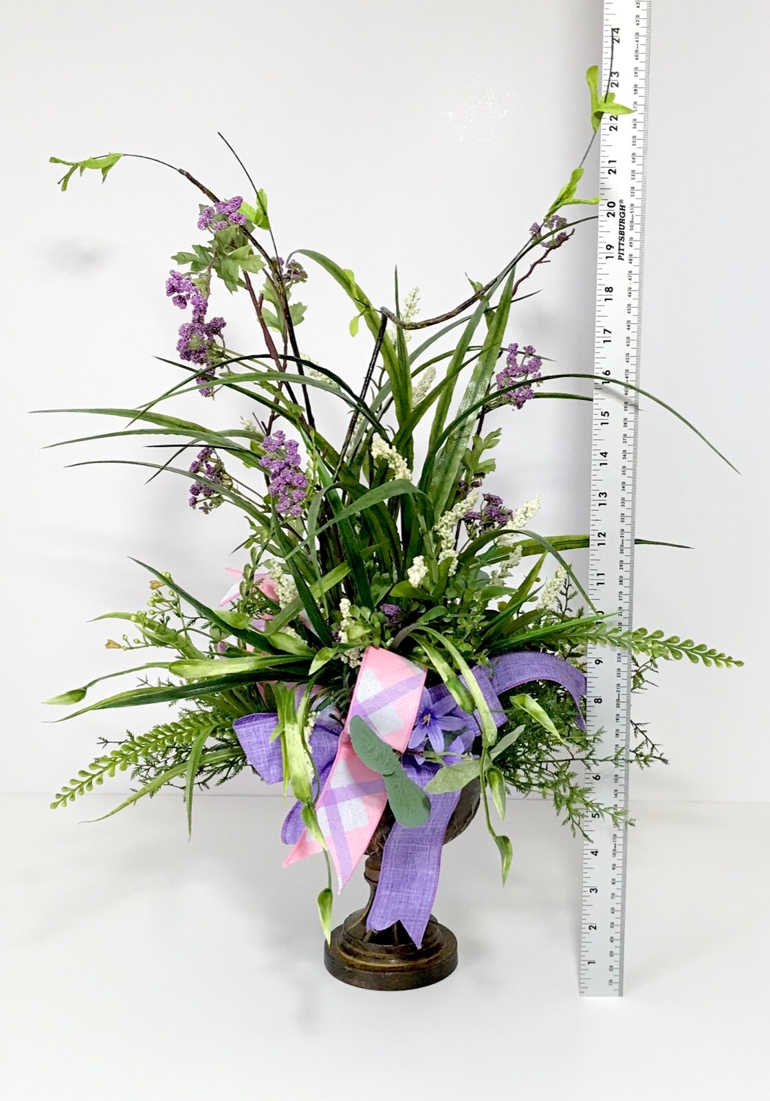 SPRING FLOWERS FLORAL ARRANGEMENT CENTERPIECE SOLID BRASS PEDESTAL COMPORT DISH