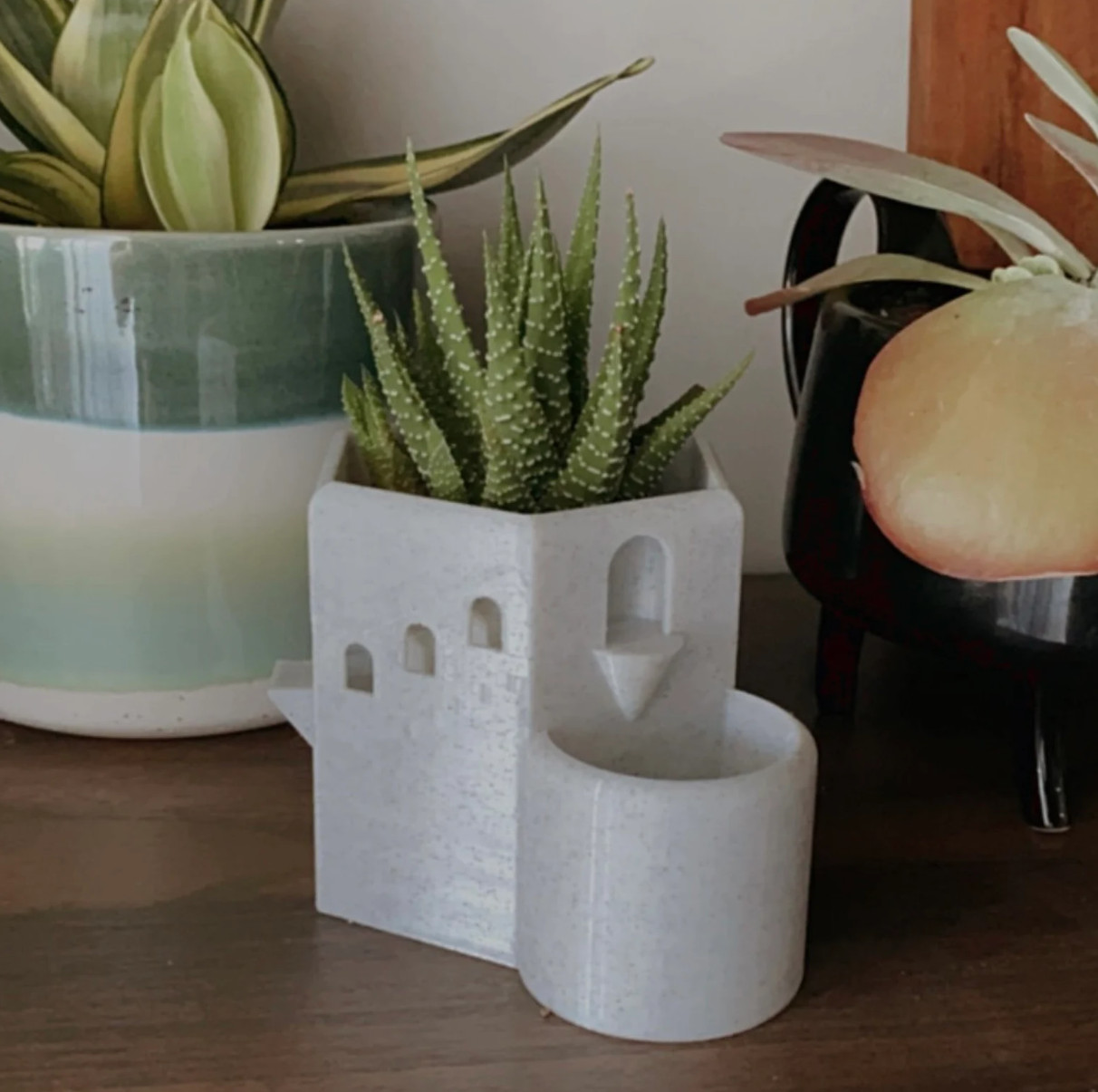 Decorative Tower Planter – Indoor Flower Pot