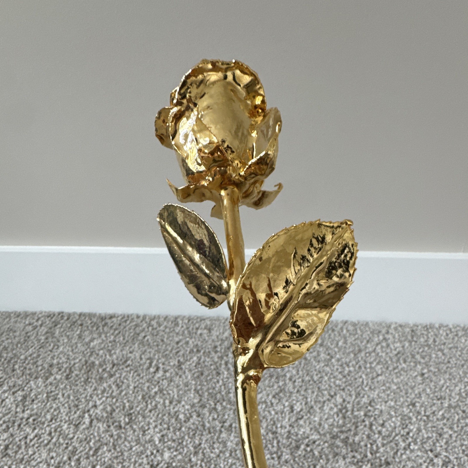 Gold Metal Artificial Rose Flower Stem – Individual Floral Decor