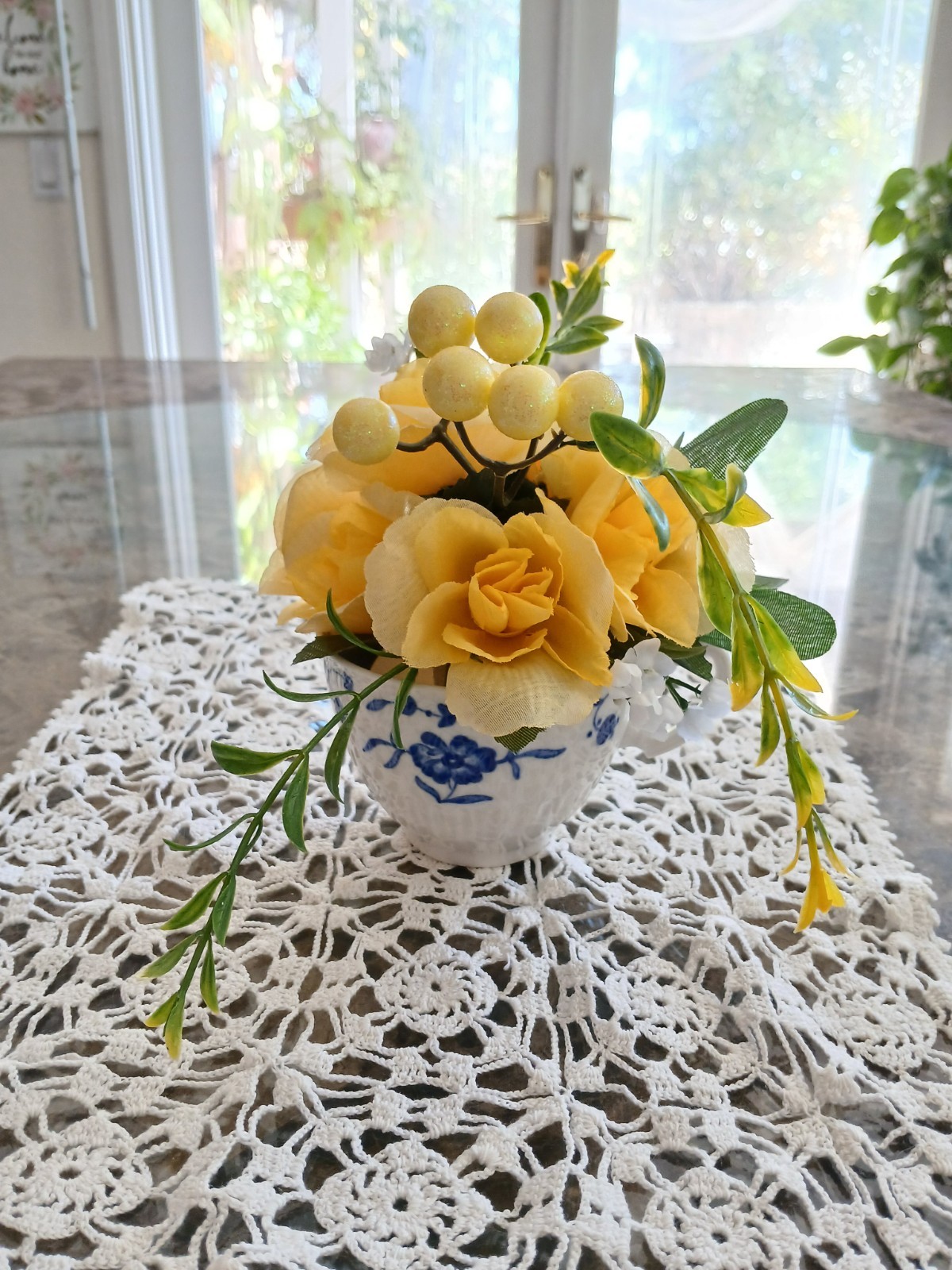 Cheerful Yellow Roses Floral Arrangement Tea Party Cup POP-IN Birthday Bridal