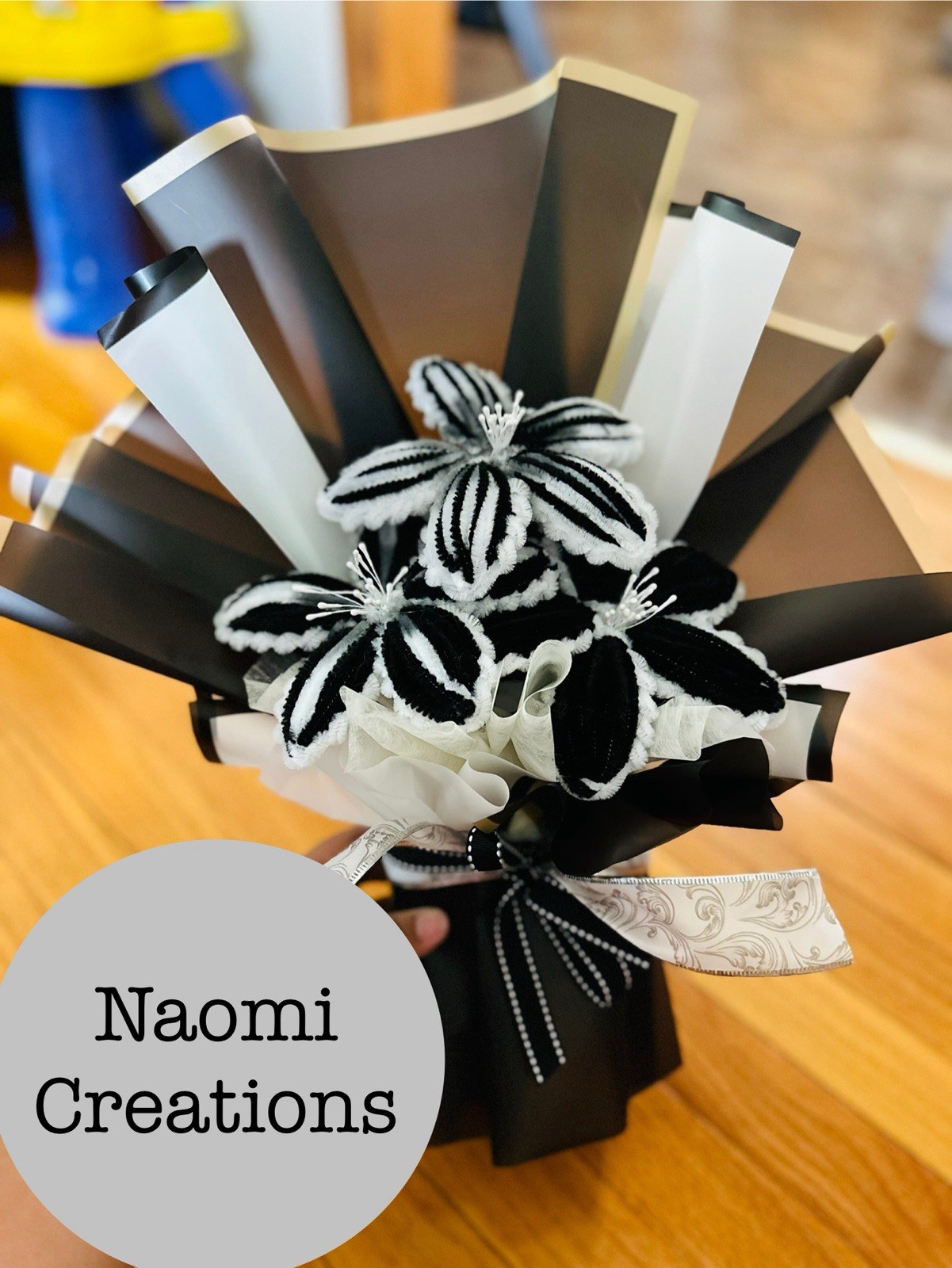 Fuzzy Wire Flower Bouquet, With 3 Flowers Of Your Color Choice