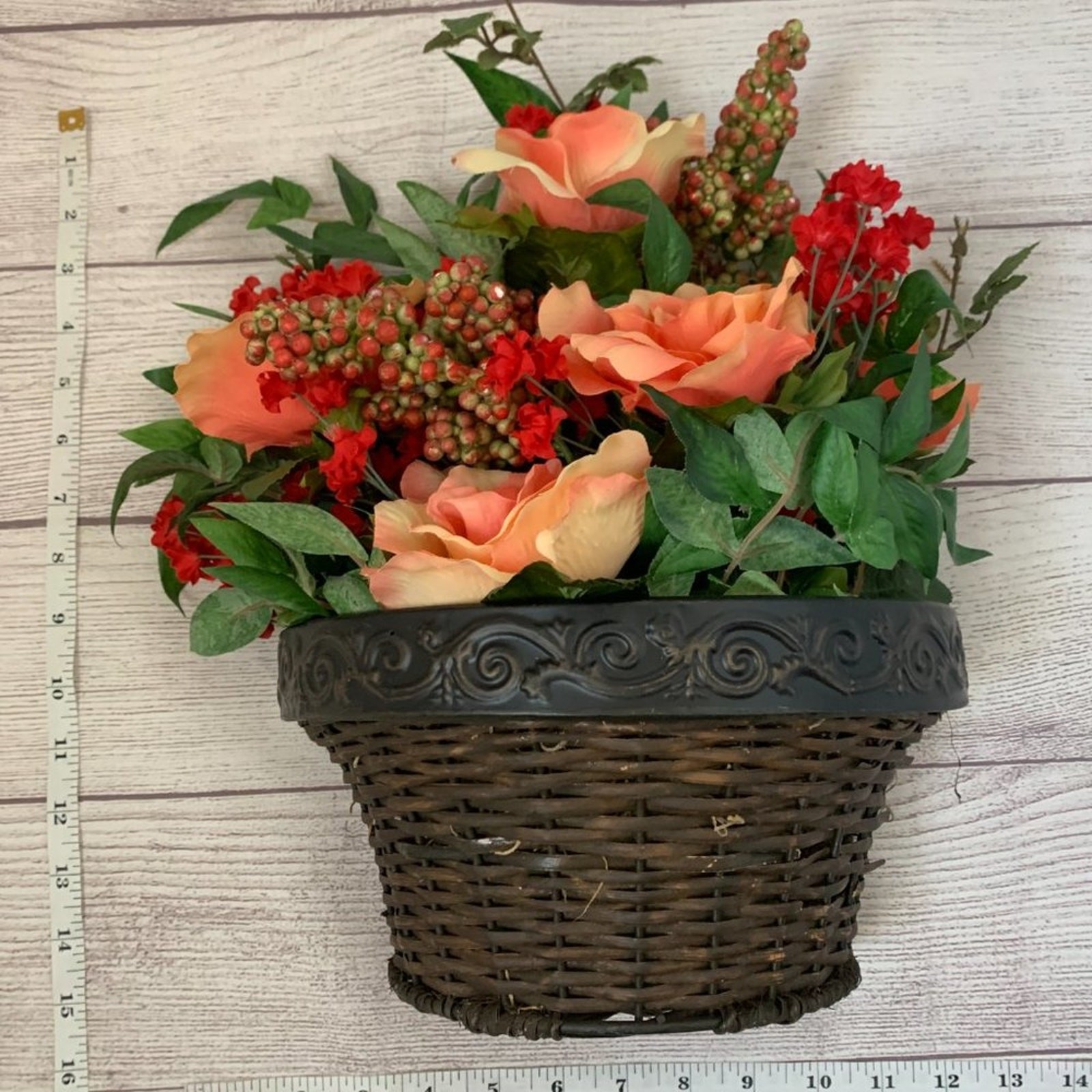 Faux Floral Arrangement Basket Wall Hanging Planter Rose Flower and Berries 15″H